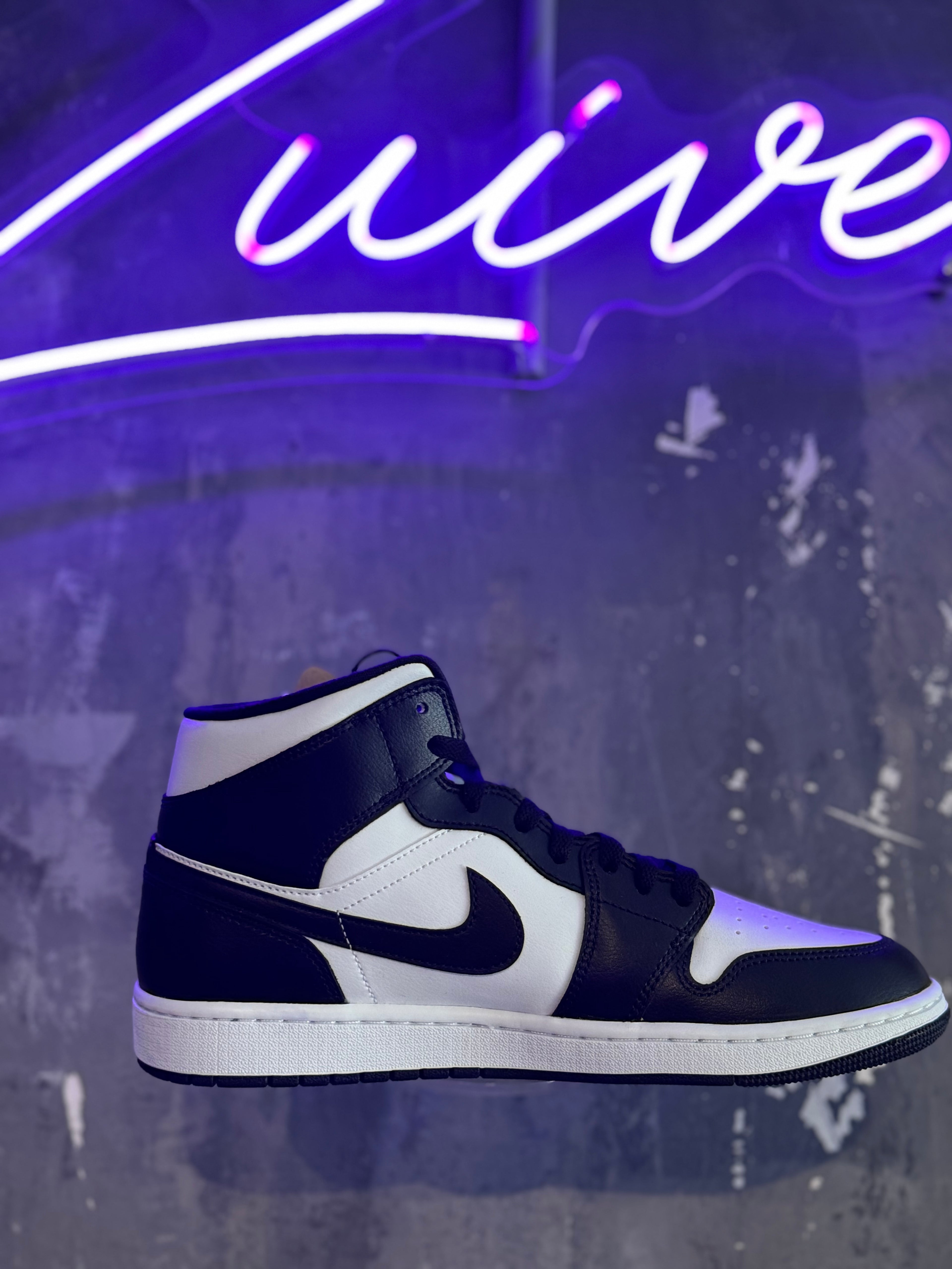 Nike Air Jordan Mid Panda