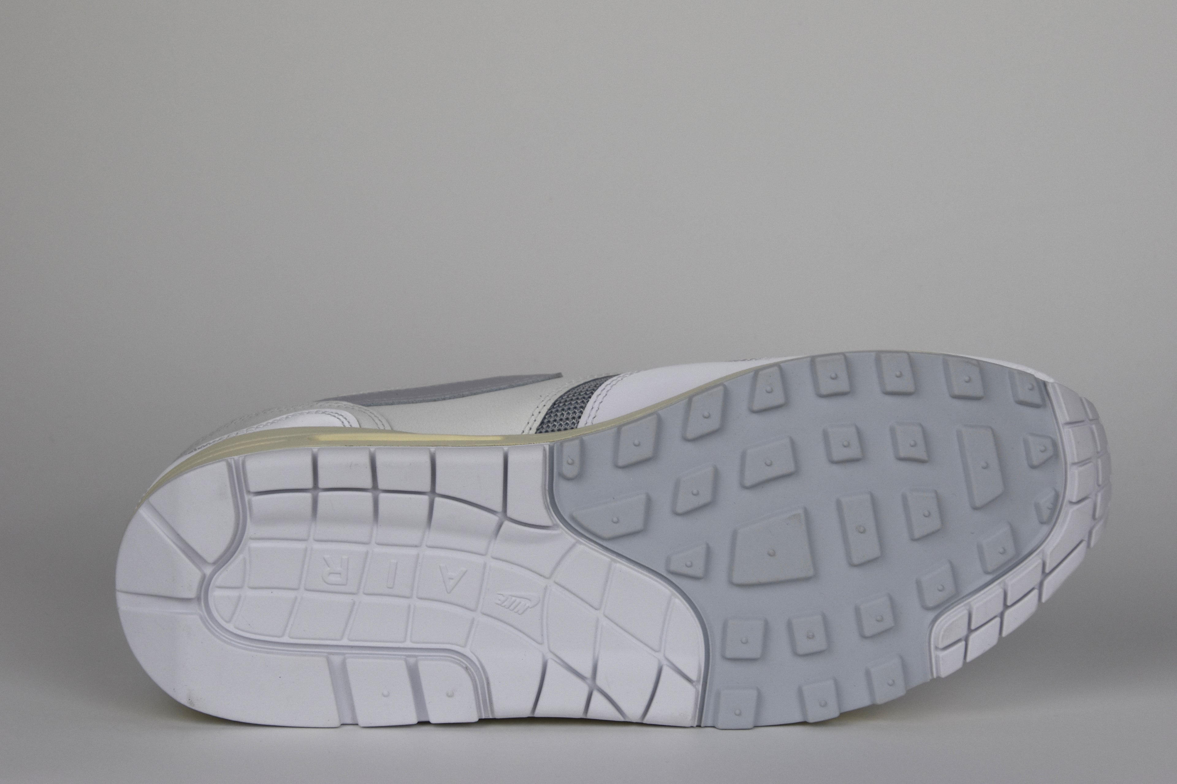 Nike Air Max 1 Patta Wave - White