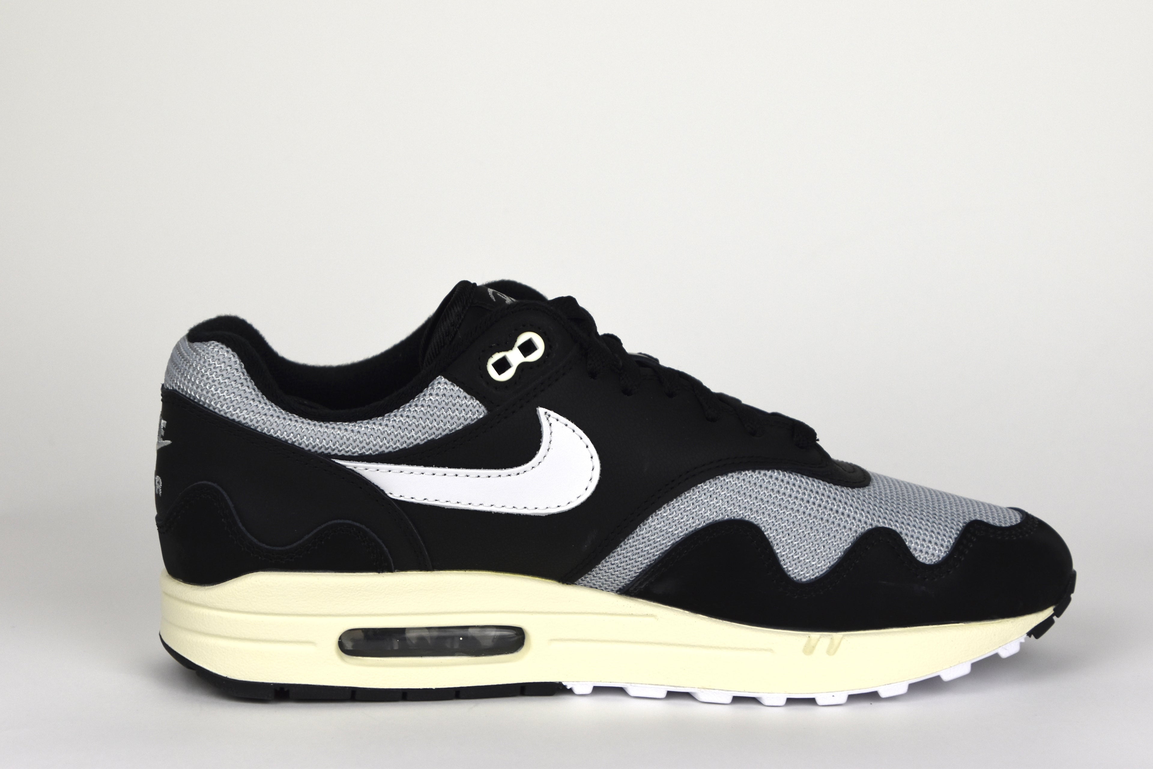 Nike Air Max 1 Patta Wave - Black