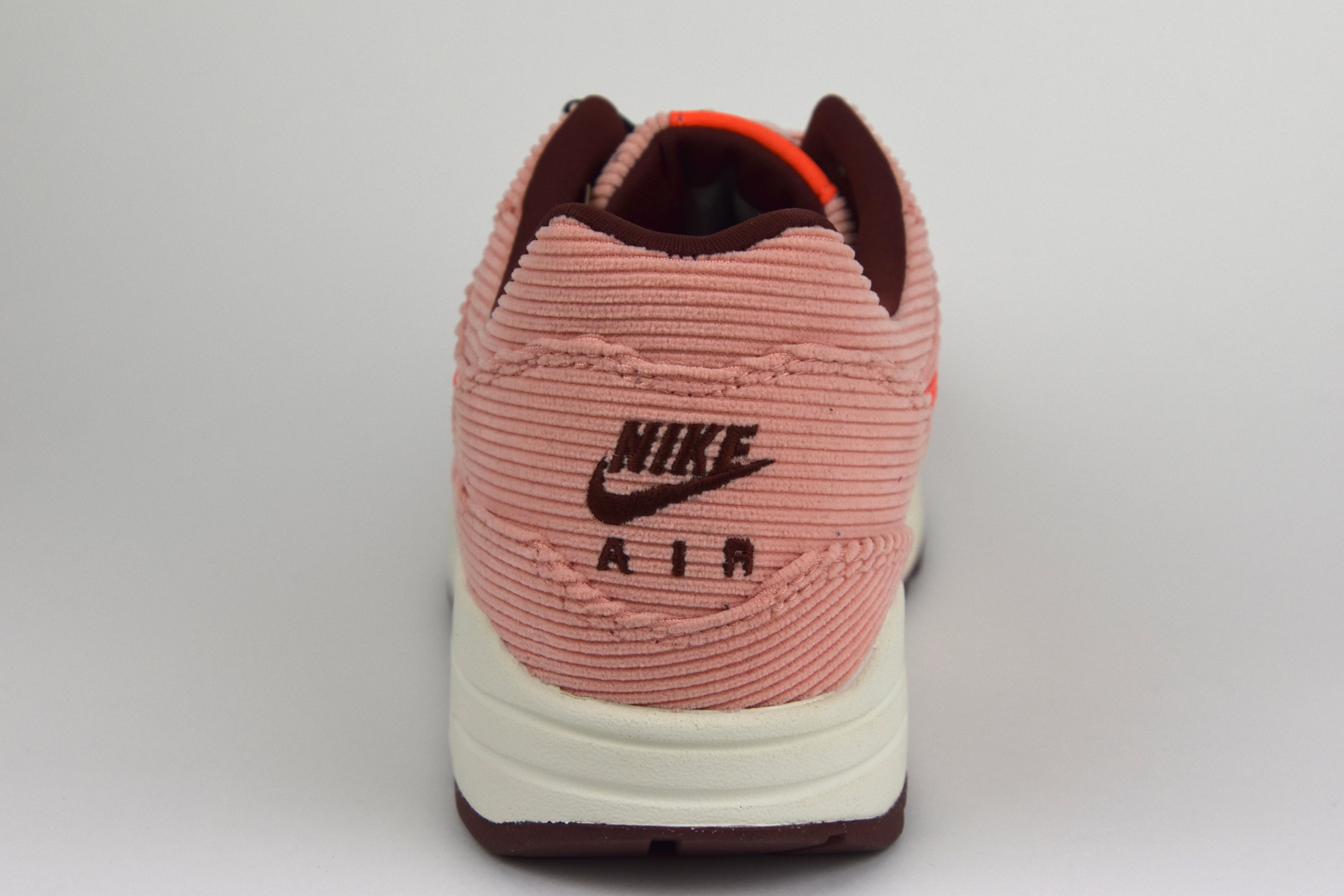 Nike Air Max 1 - Corduroy Coral