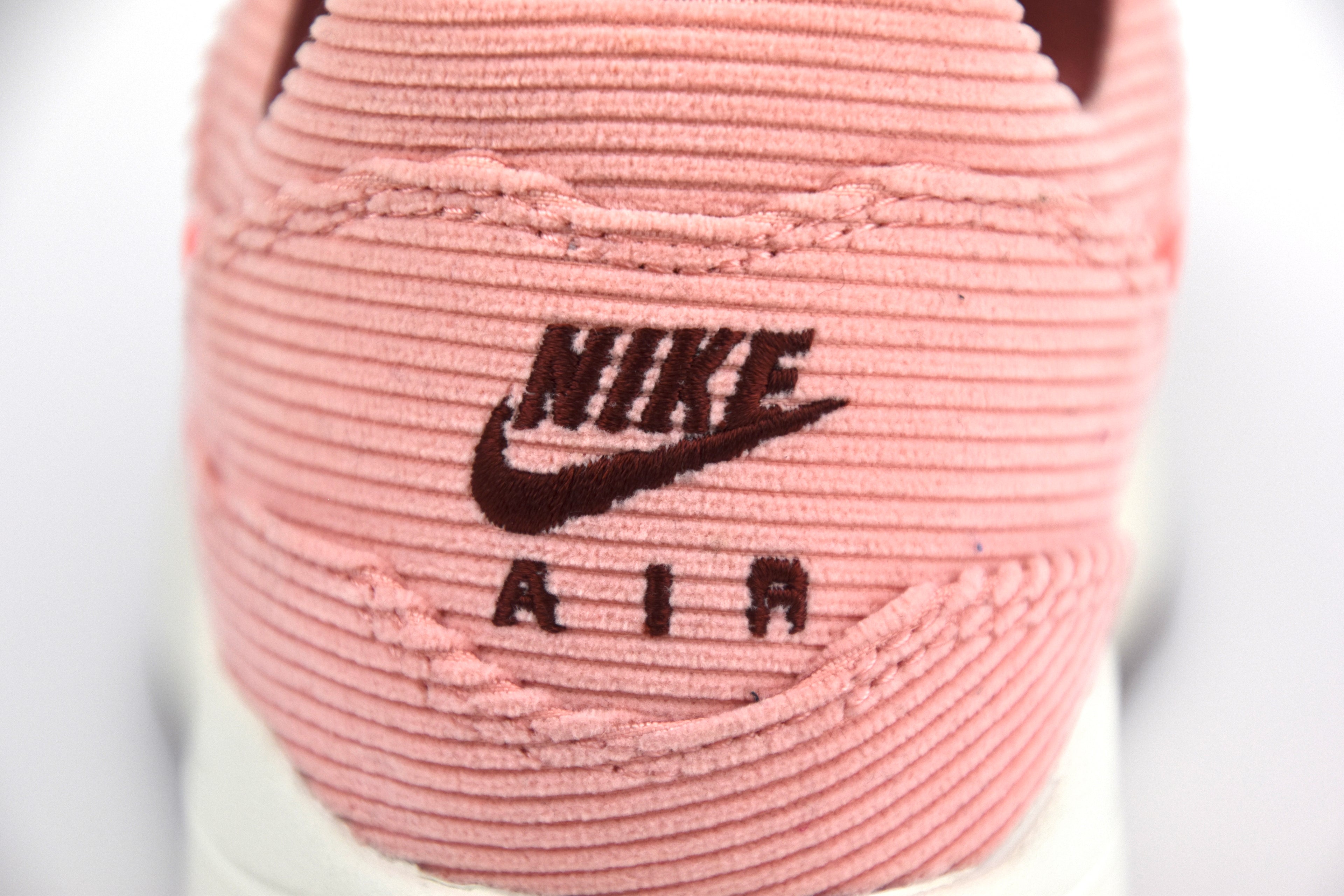 Nike Air Max 1 - Corduroy Coral