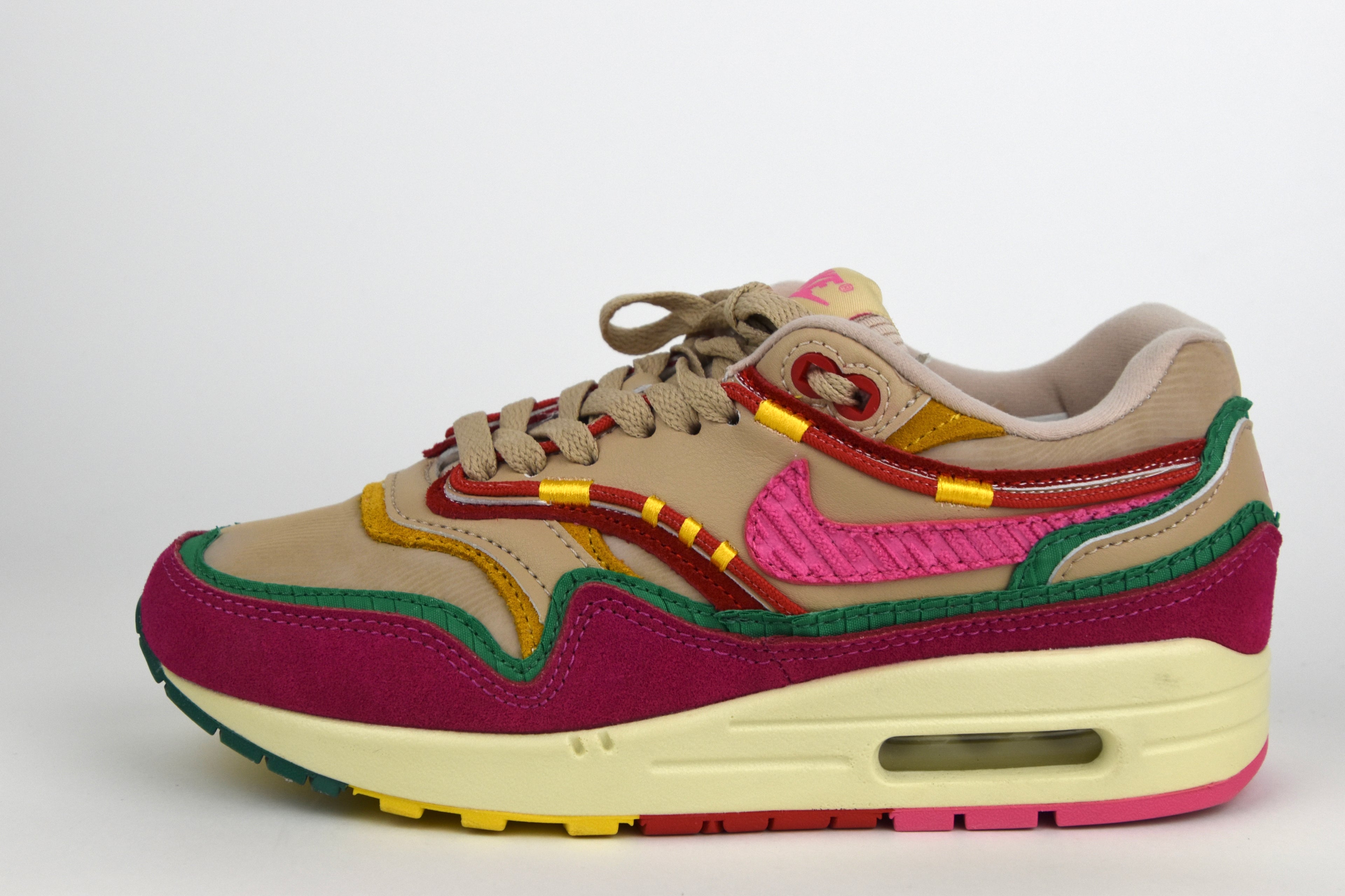 Air Max 1 La Familia