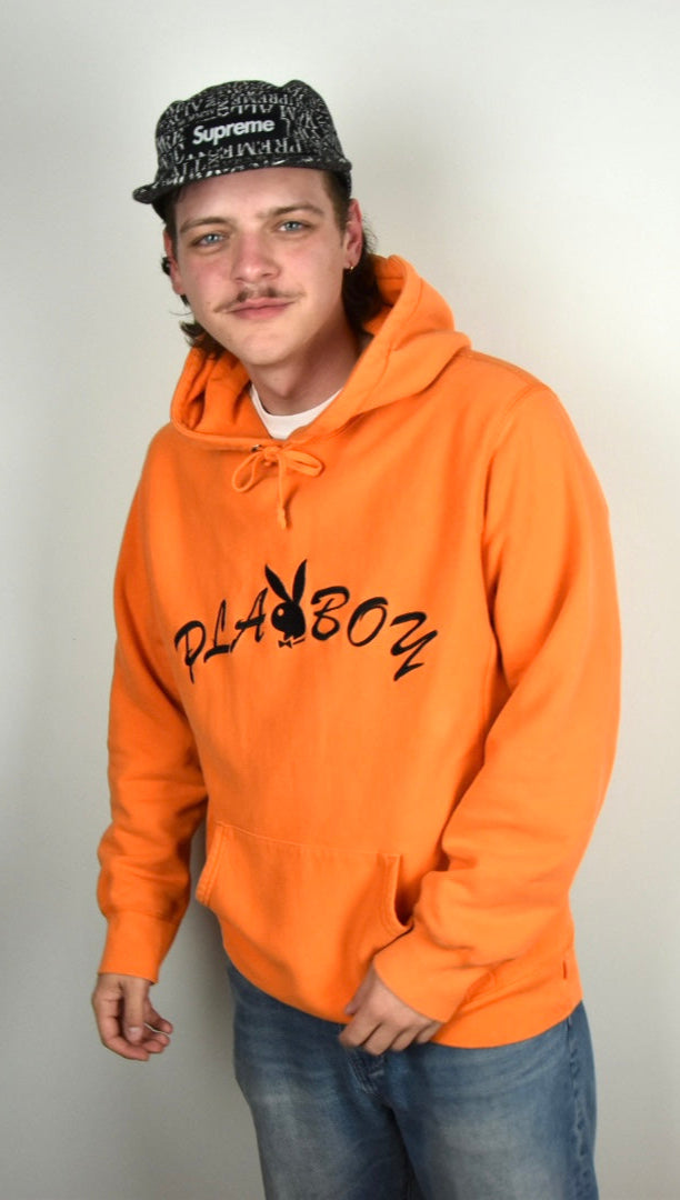 Supreme x Playboy Hoodie – Oranje – Limited Edition – Maat L
