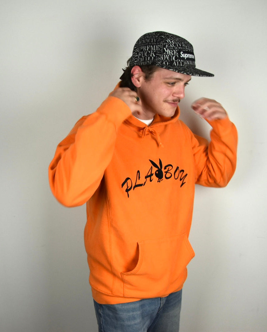 Supreme x Playboy Hoodie – Oranje – Limited Edition – Maat L