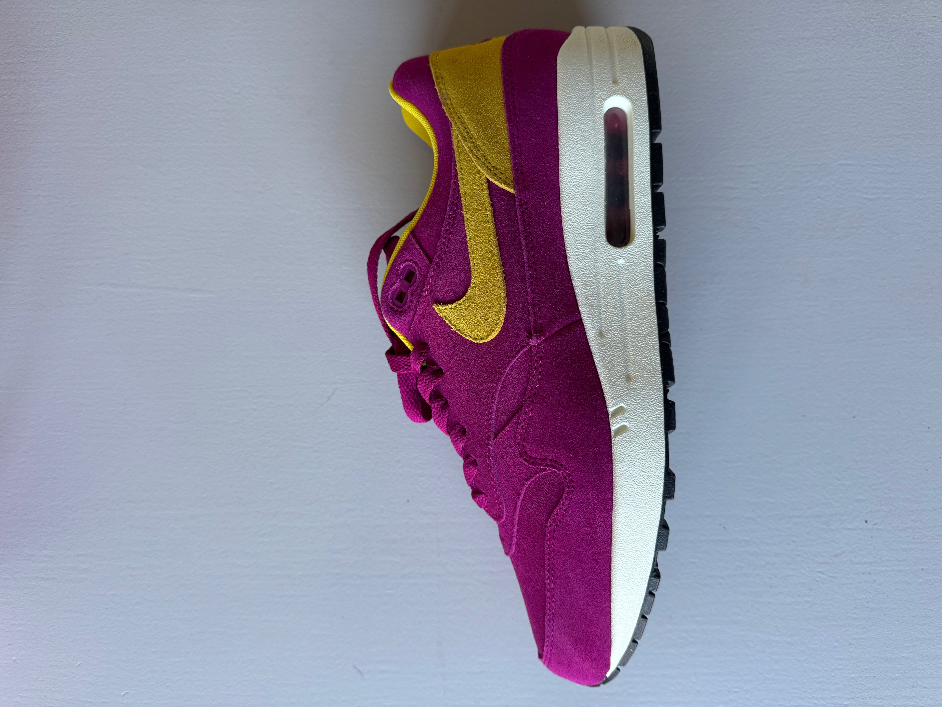 Nike Air Max 1 - Dynamic Berry maat 43