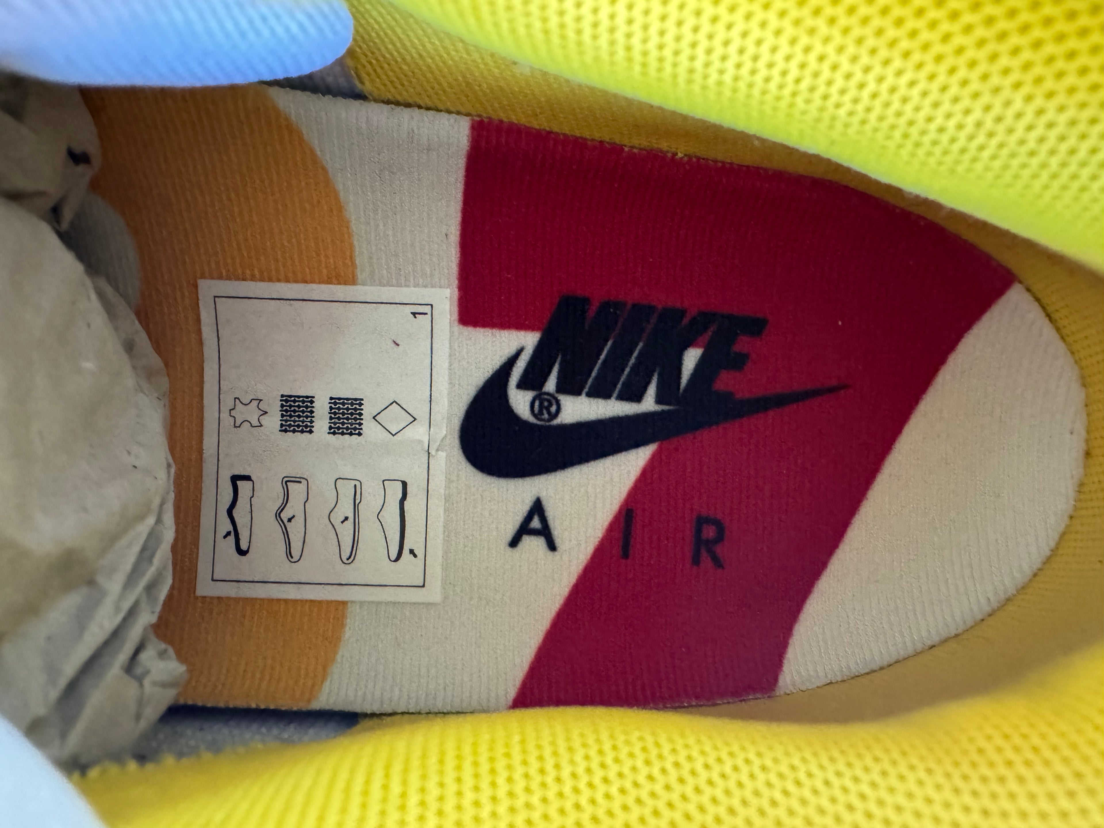 Nike Air Max 1 - Dynamic Berry maat 43