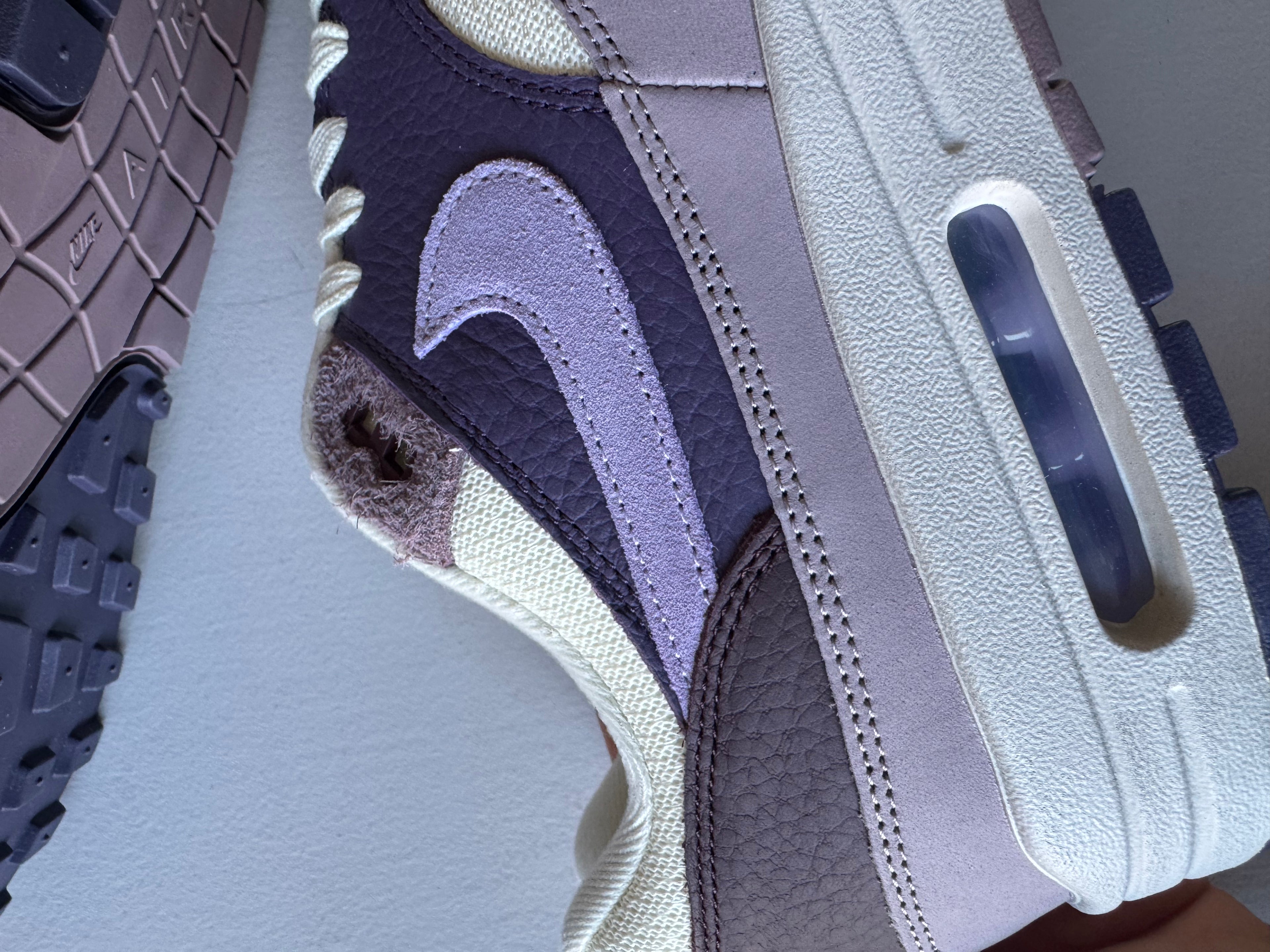 Nike Air Max 1 - Hydreangas maat 43