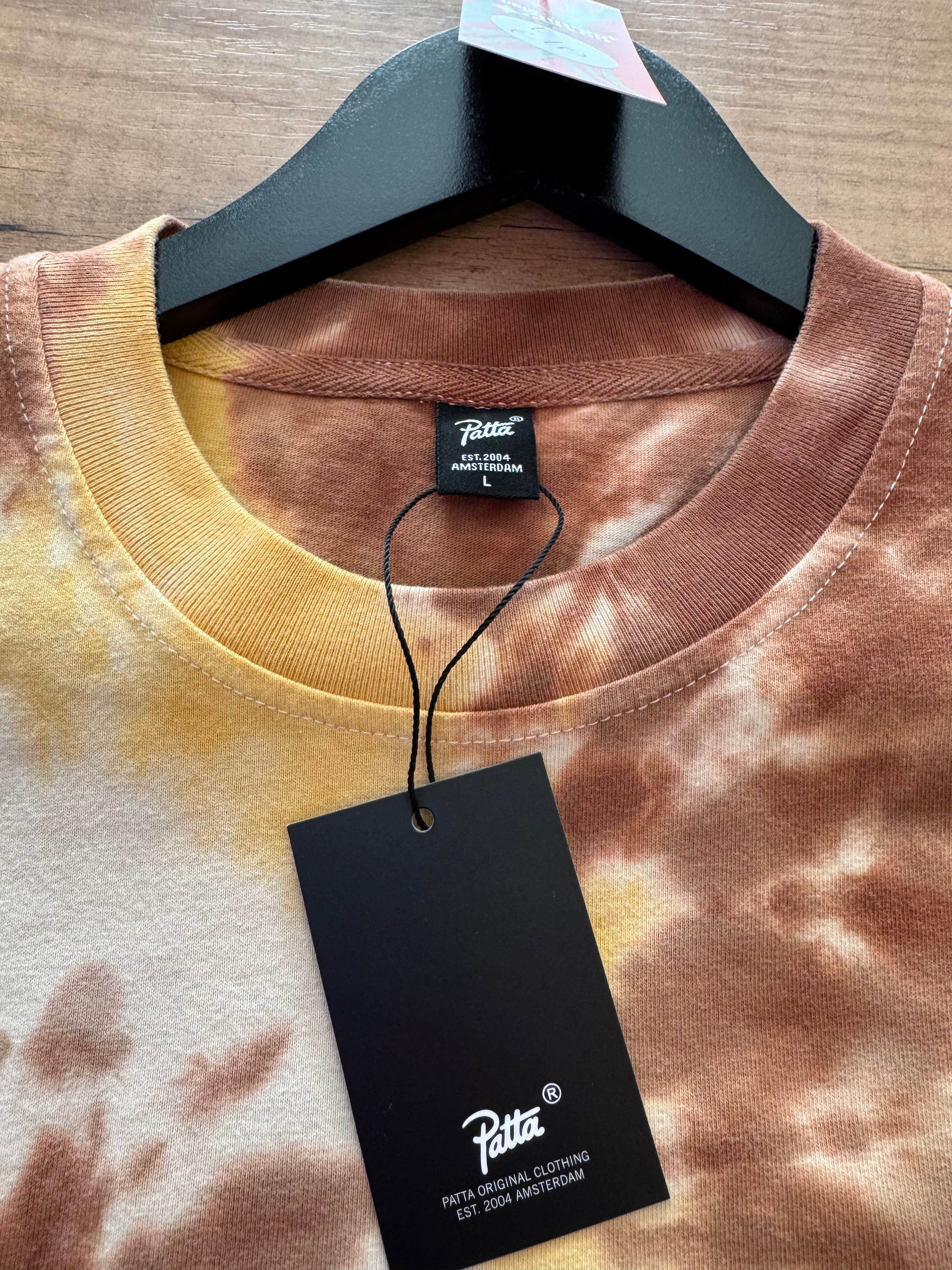 Patta Tie Dye Swirl T-Shirt maat L