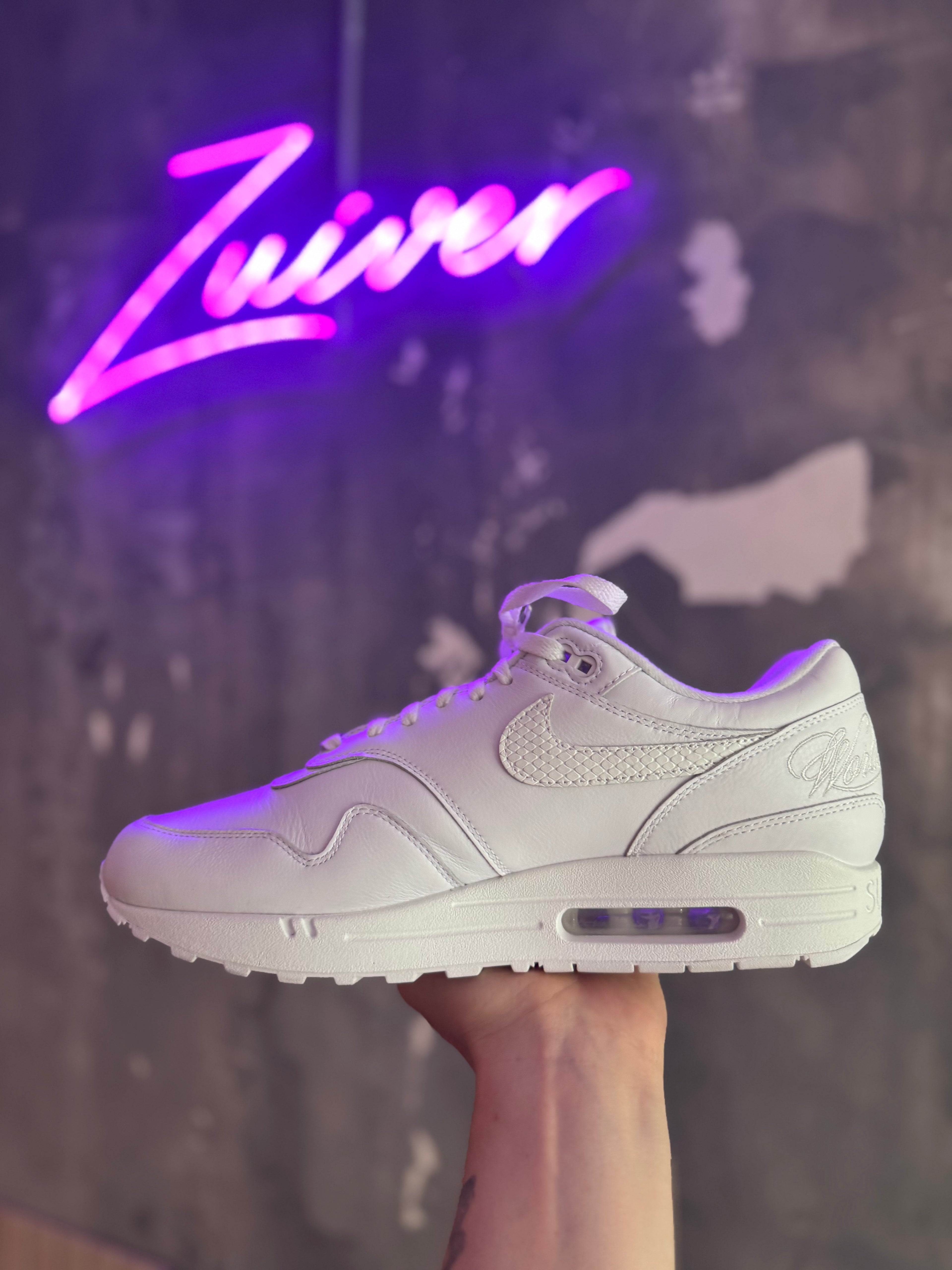Nike Air Max 1 - Supreme White maat 46