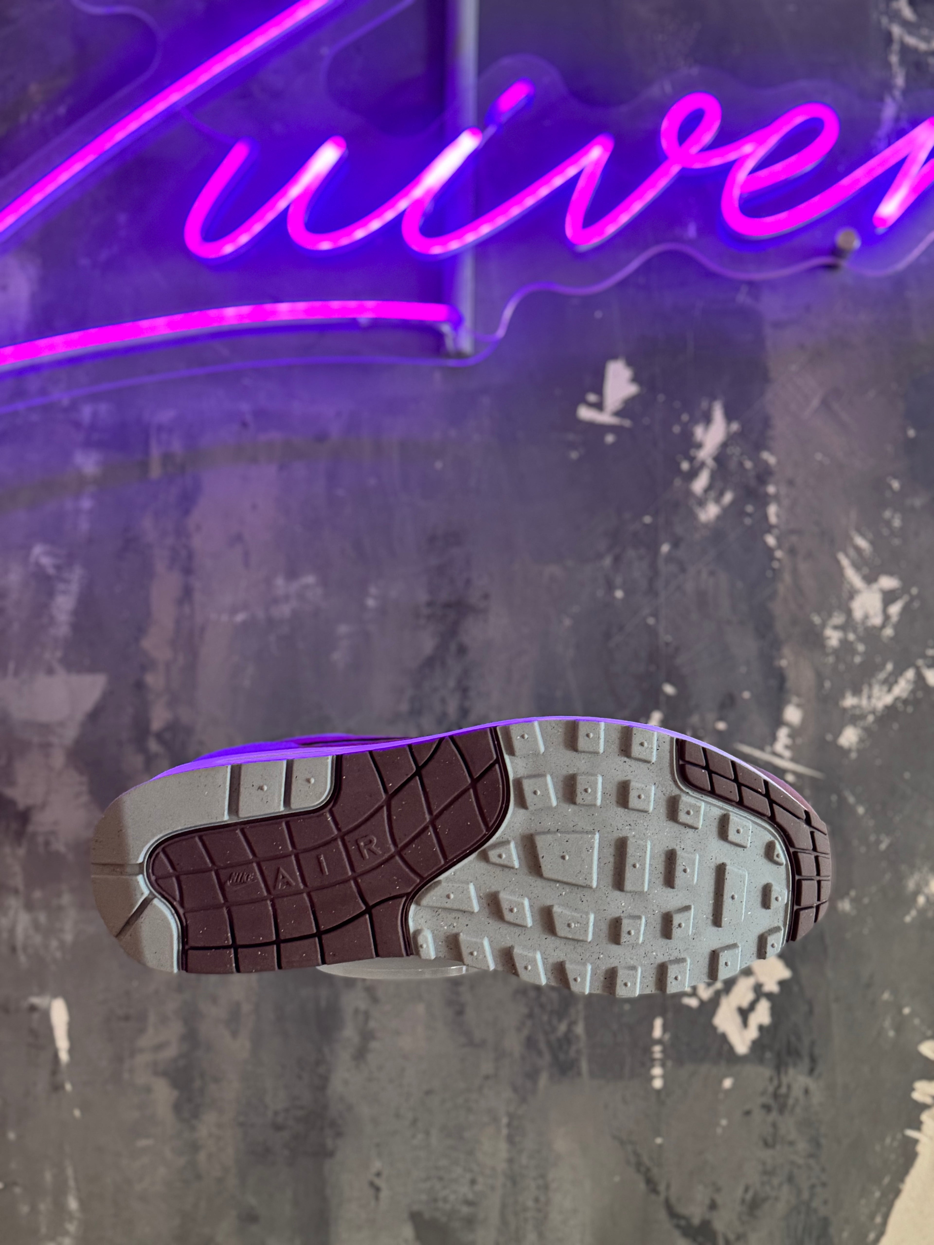 Nike Air Max 1 - Shima maat 45