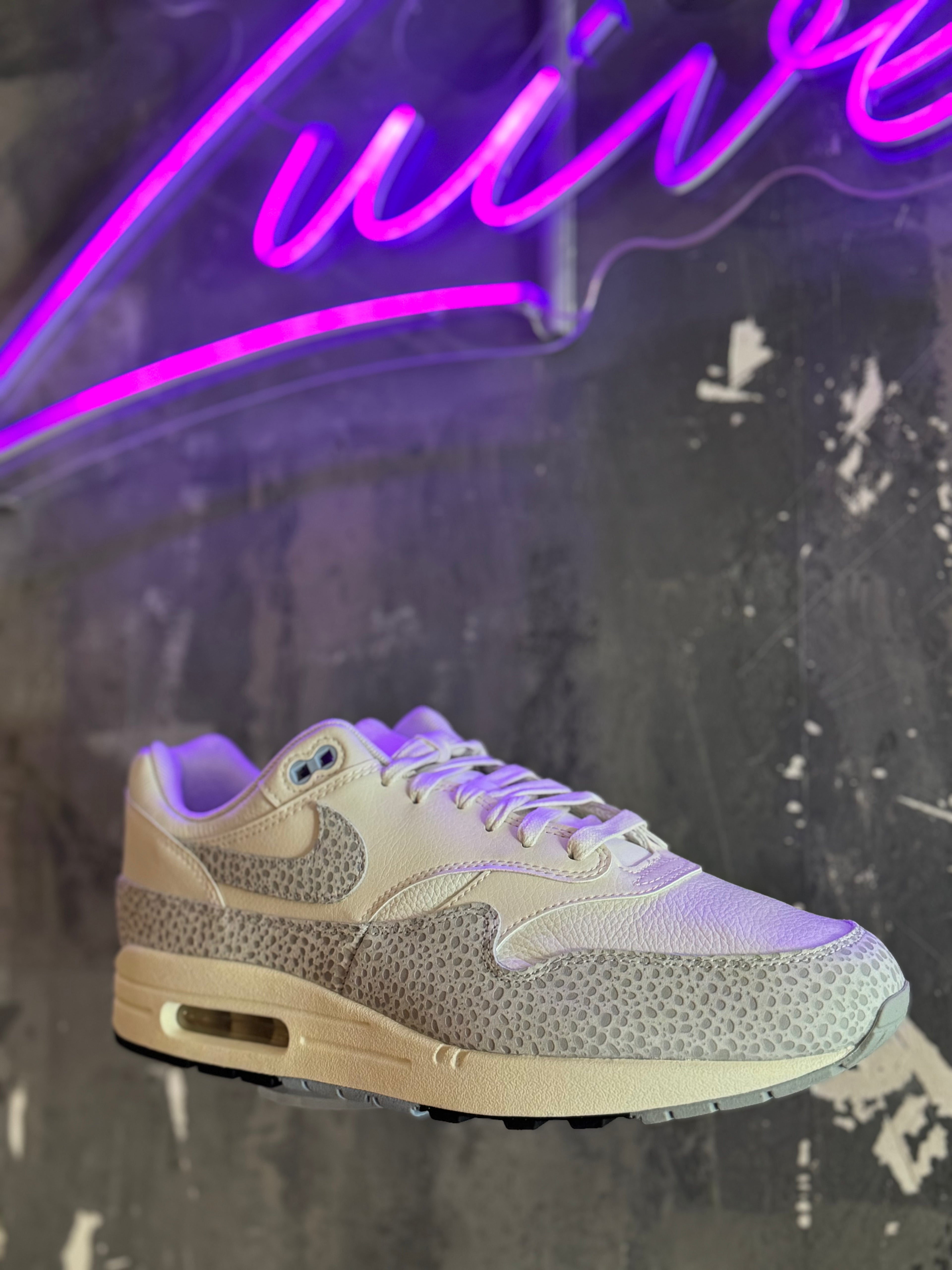 Nike Air Max 1 - White Safari