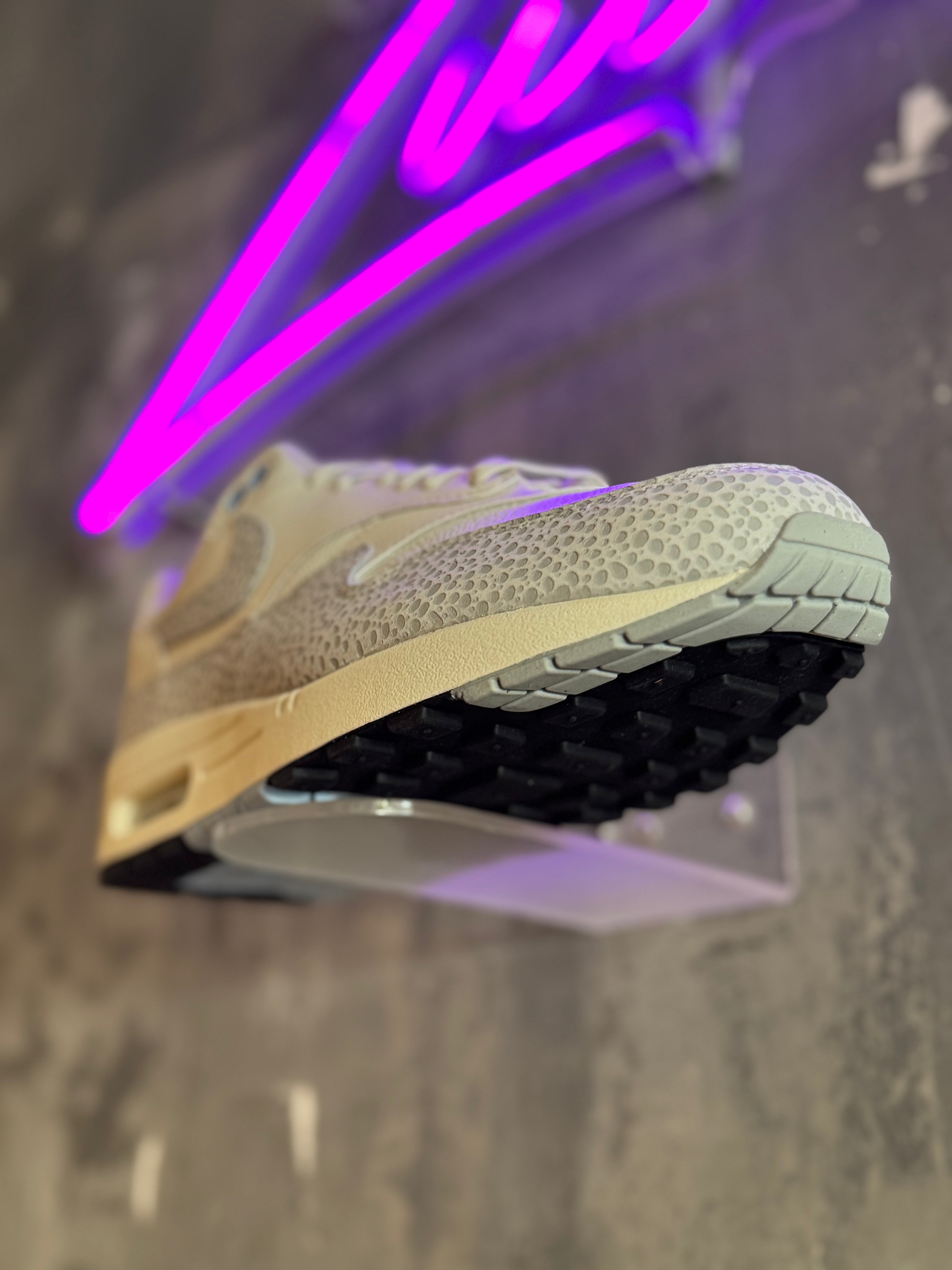 Nike Air Max 1 - White Safari
