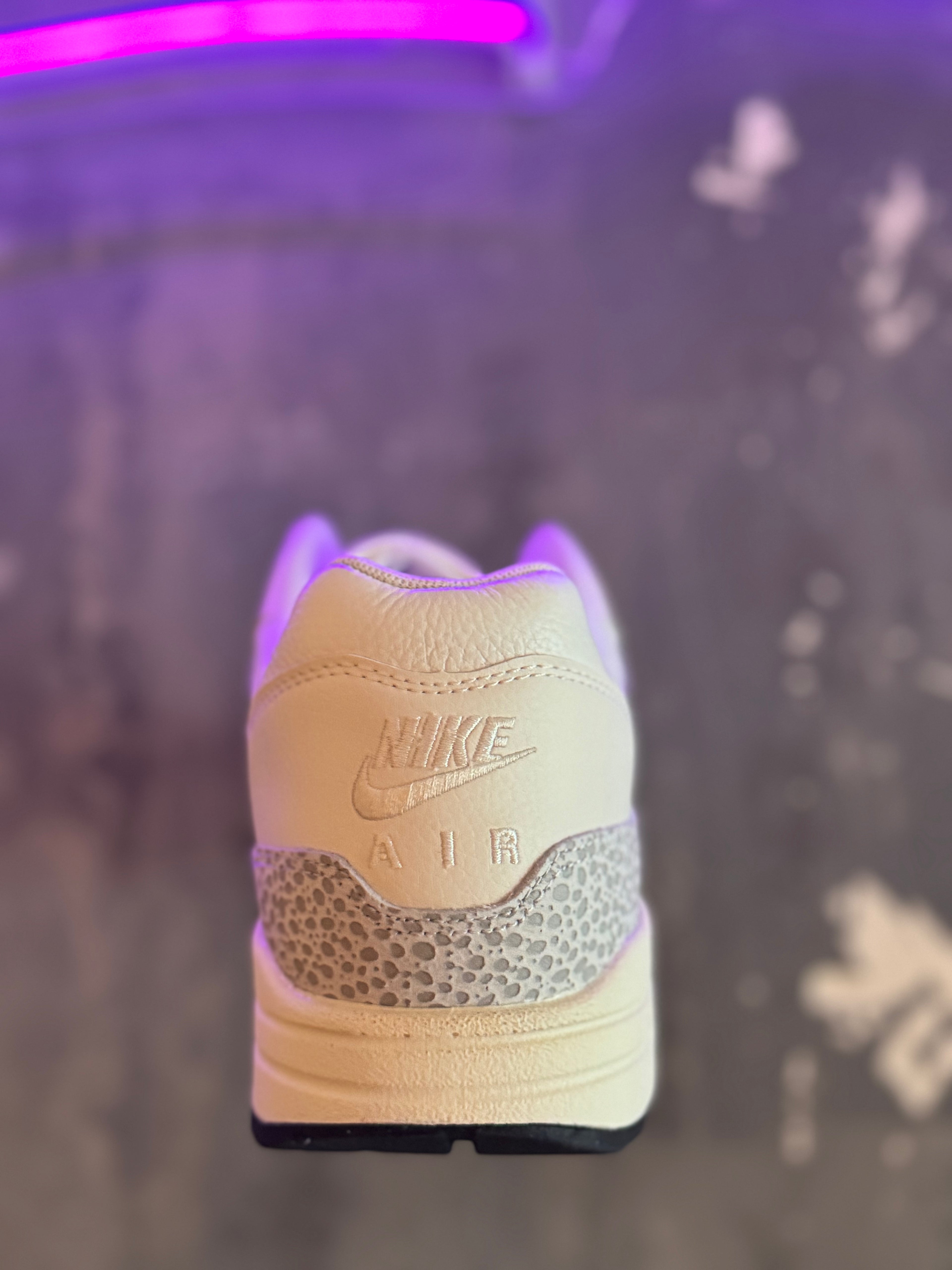 Nike Air Max 1 - White Safari