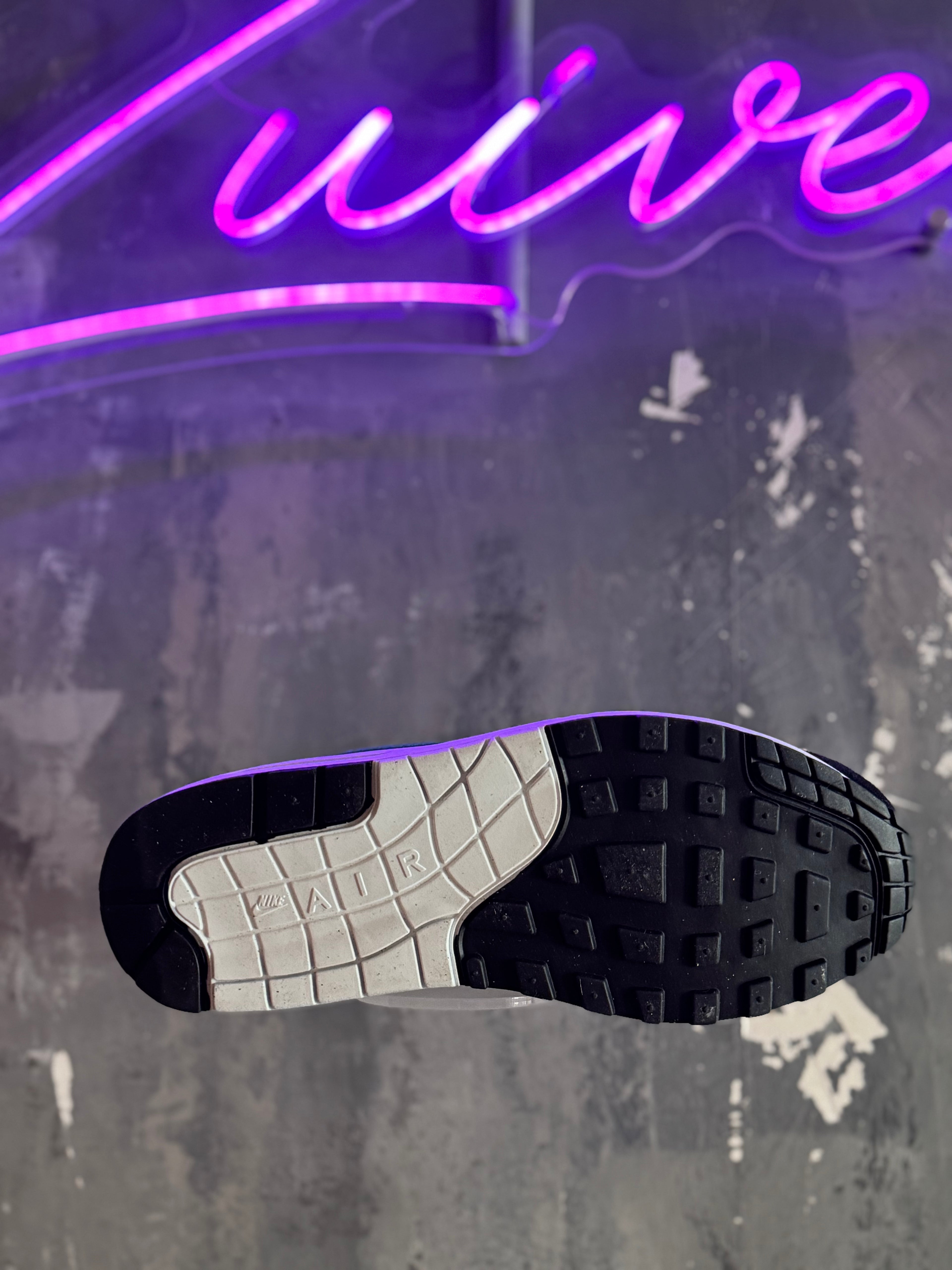 Nike Air Max 1 - Stadium Green maat 43