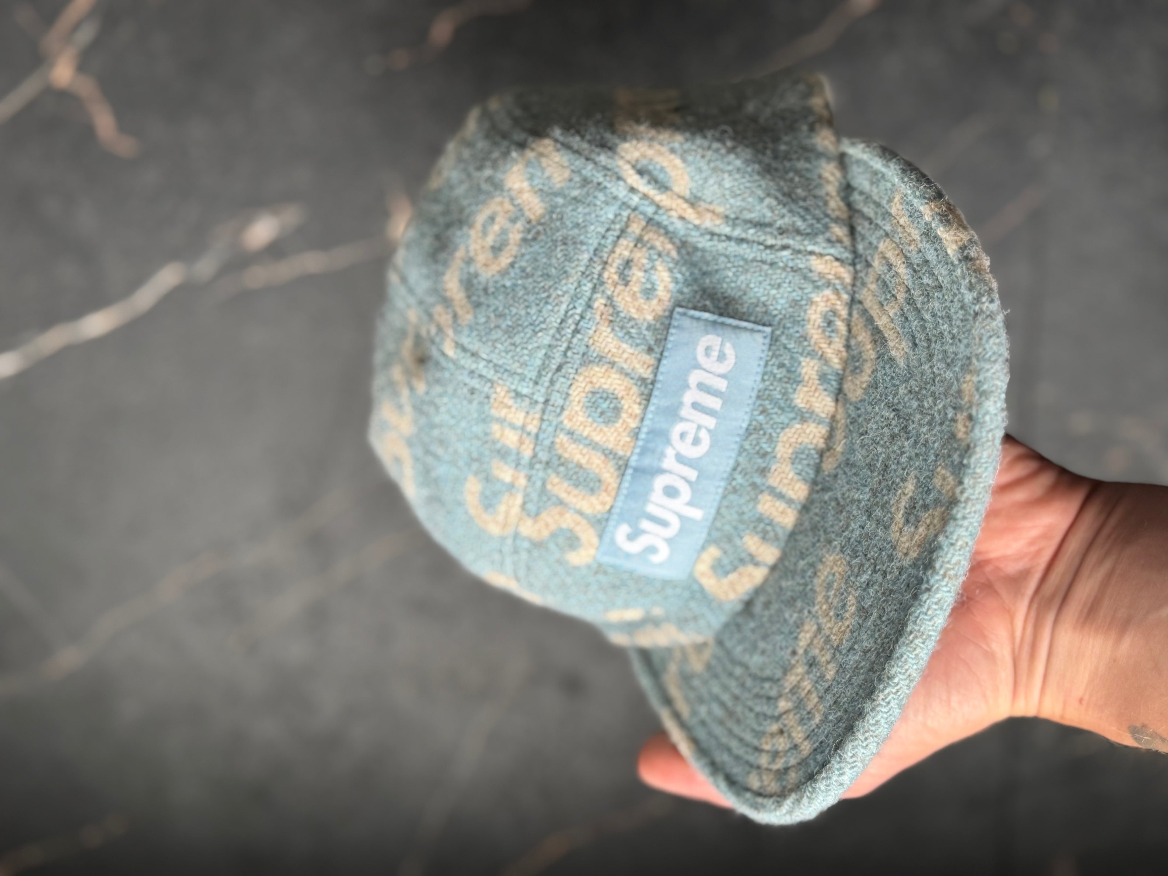 Supreme Harris Tweed Cap – Light Blue