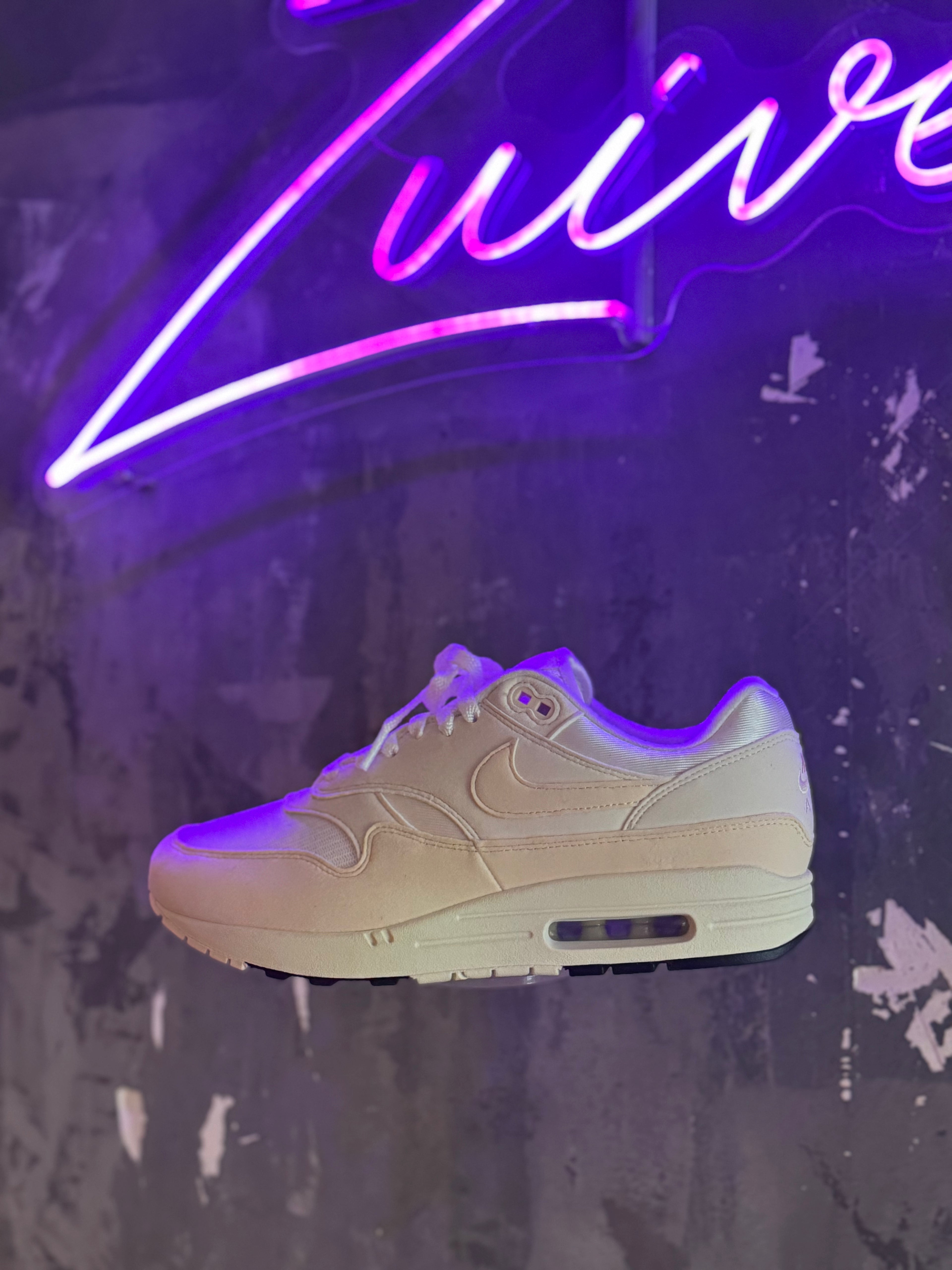 Nike Air Max 1 Guava ICE
