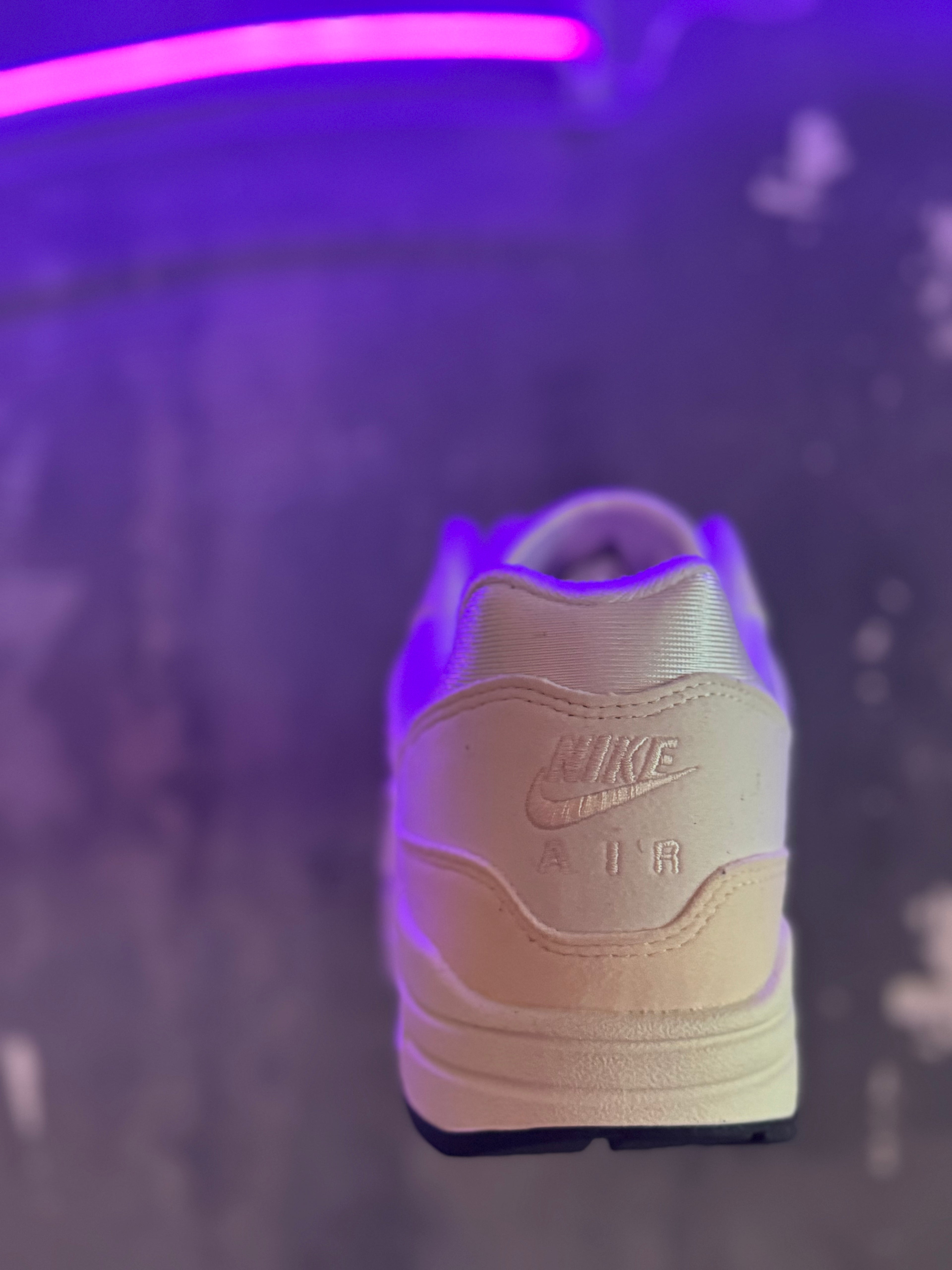 Nike Air Max 1 Guava ICE