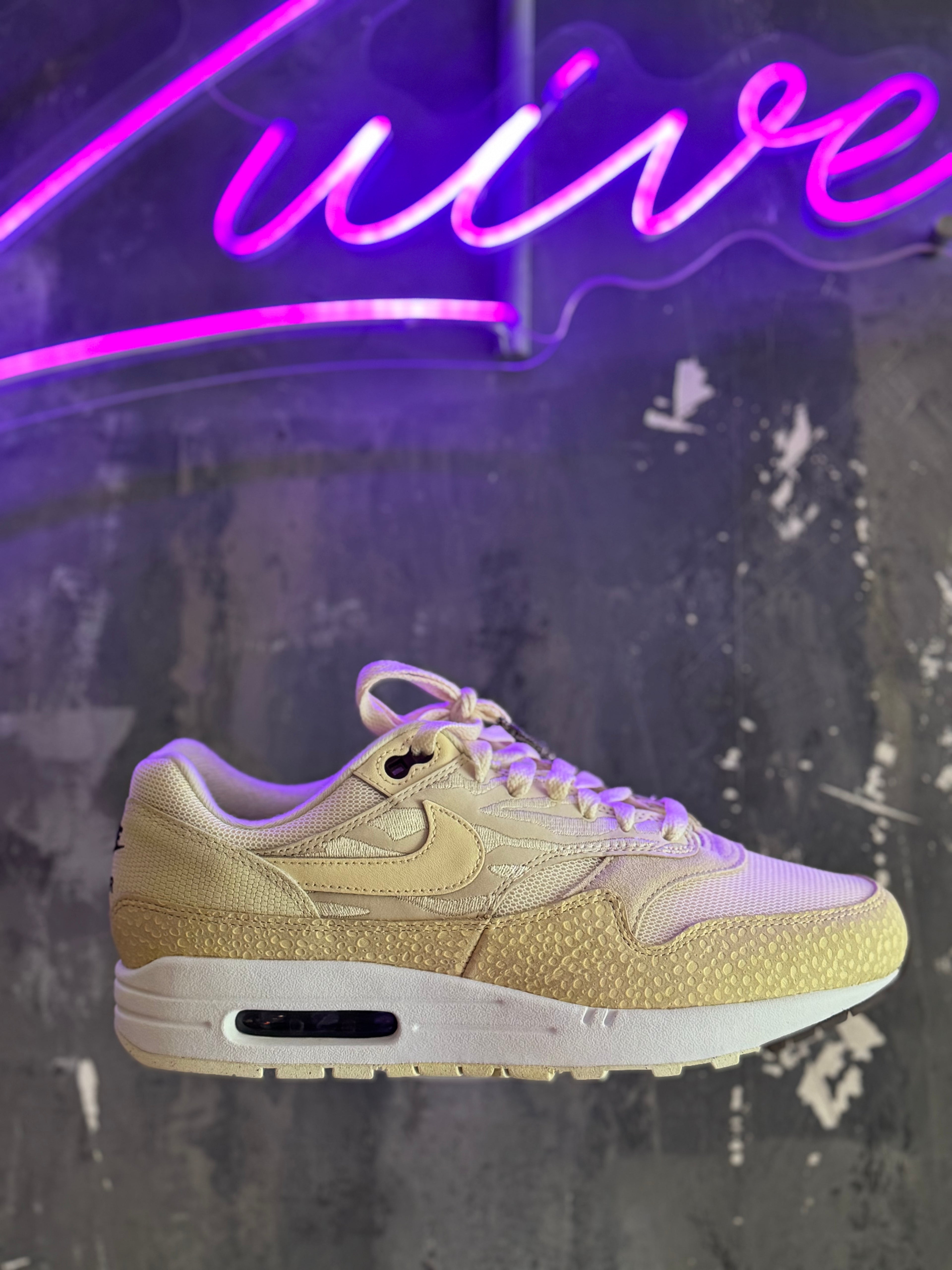 Nike Air Max 1 - Safari Coconut maat 44