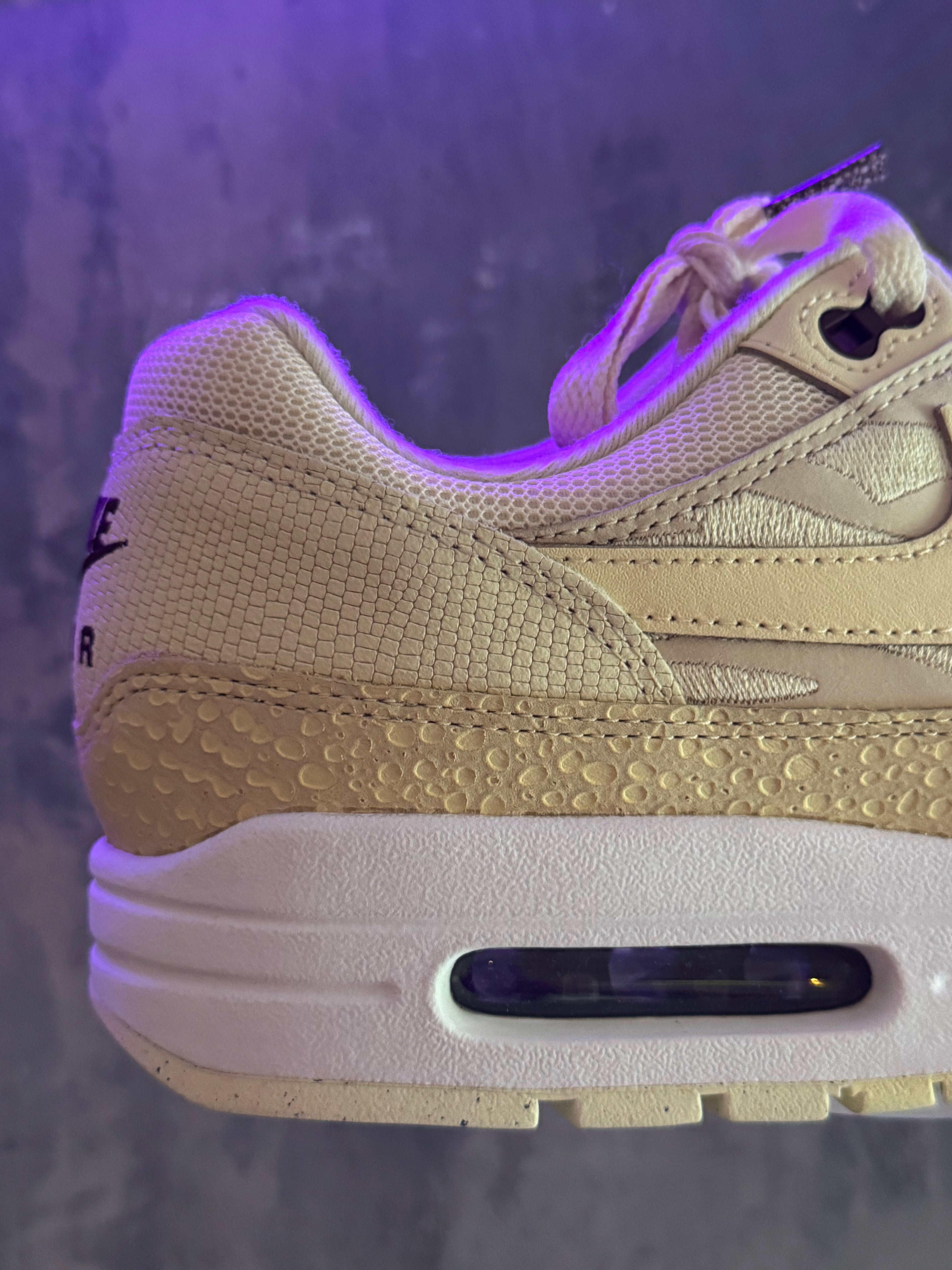 Nike Air Max 1 - Safari Coconut maat 44