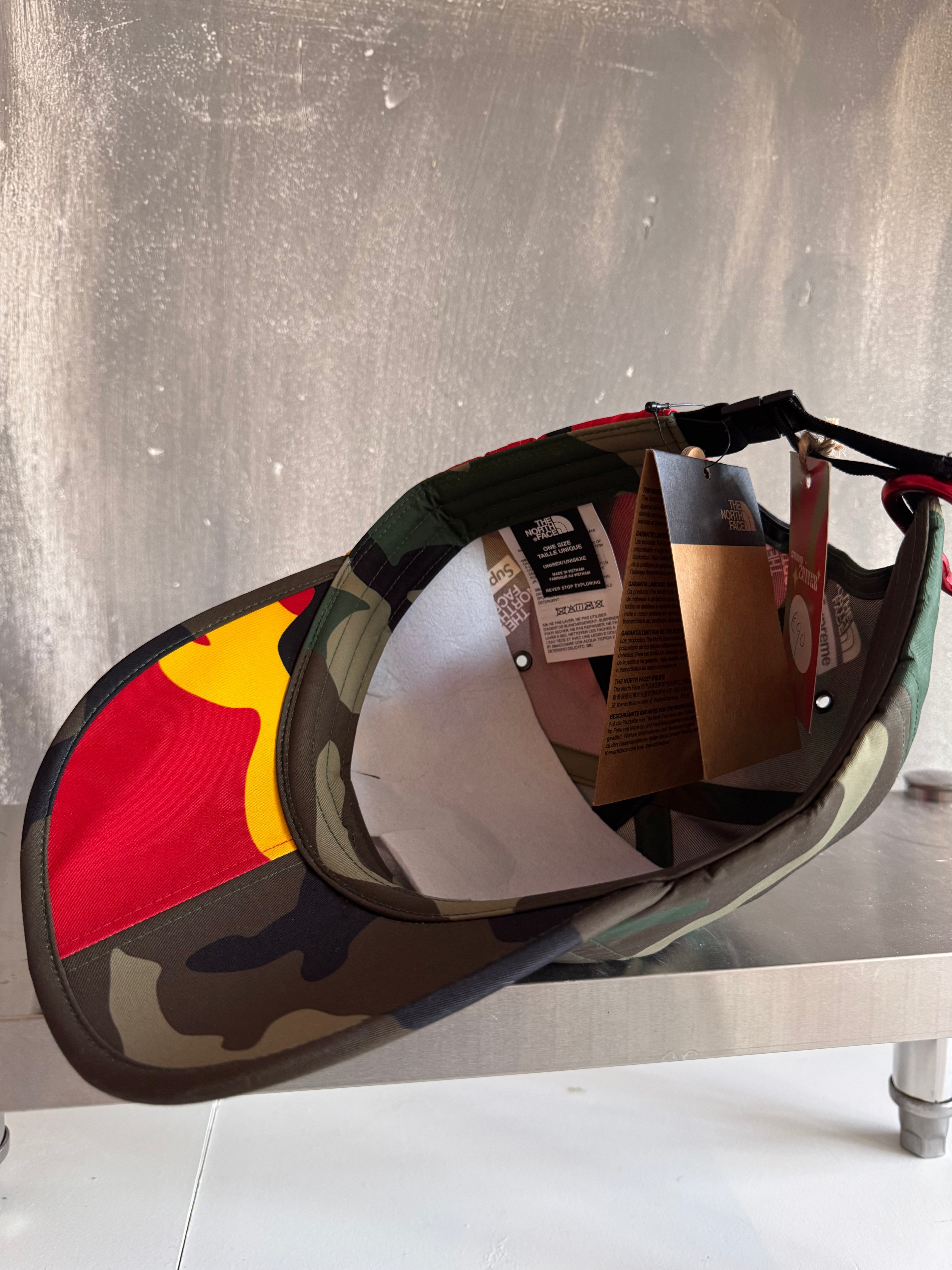 Supreme X The North Face Split 6 Panel Camo Cap