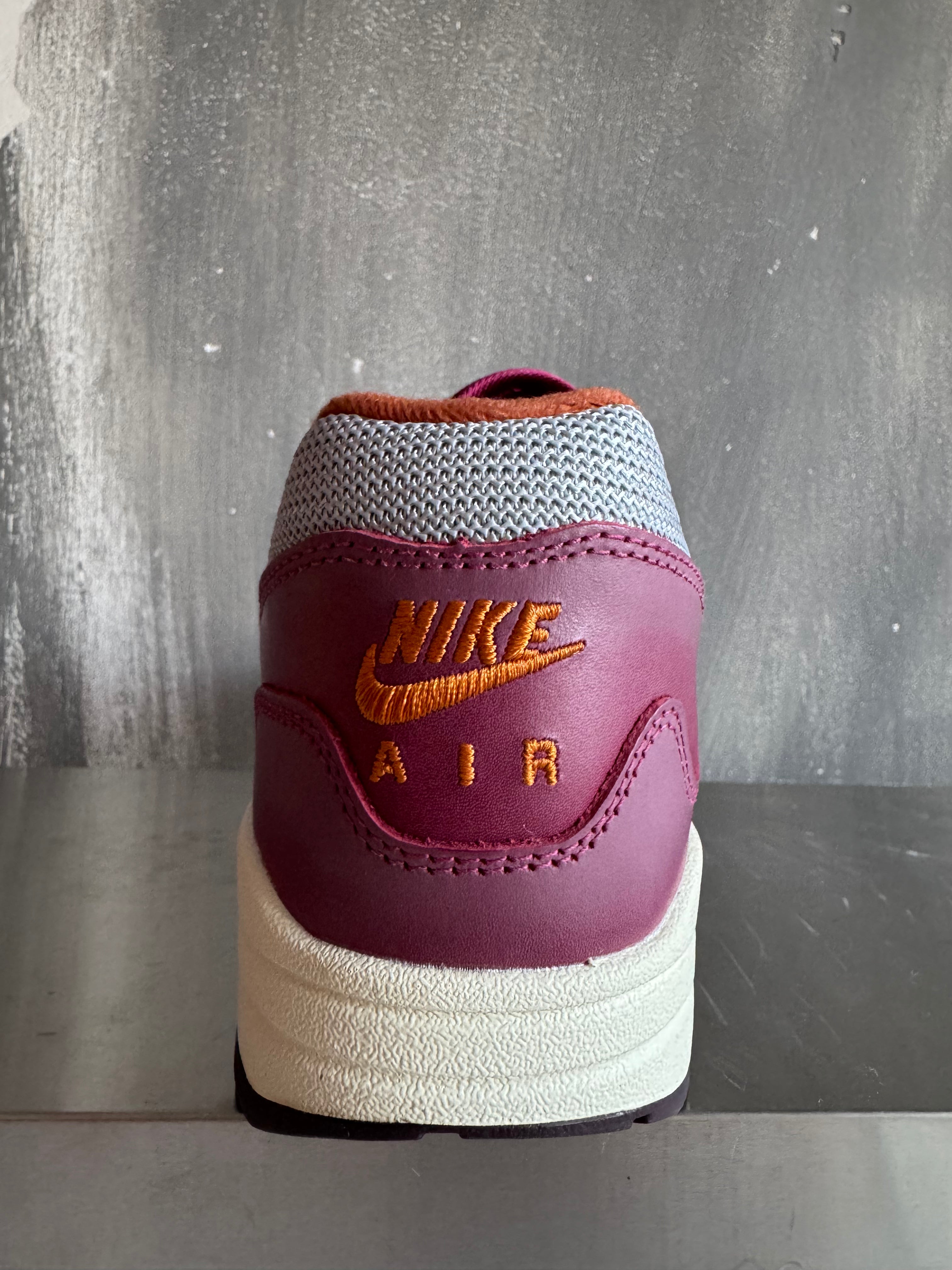 Nike Air Max 1 x Patta "Night Maroon" maat 40