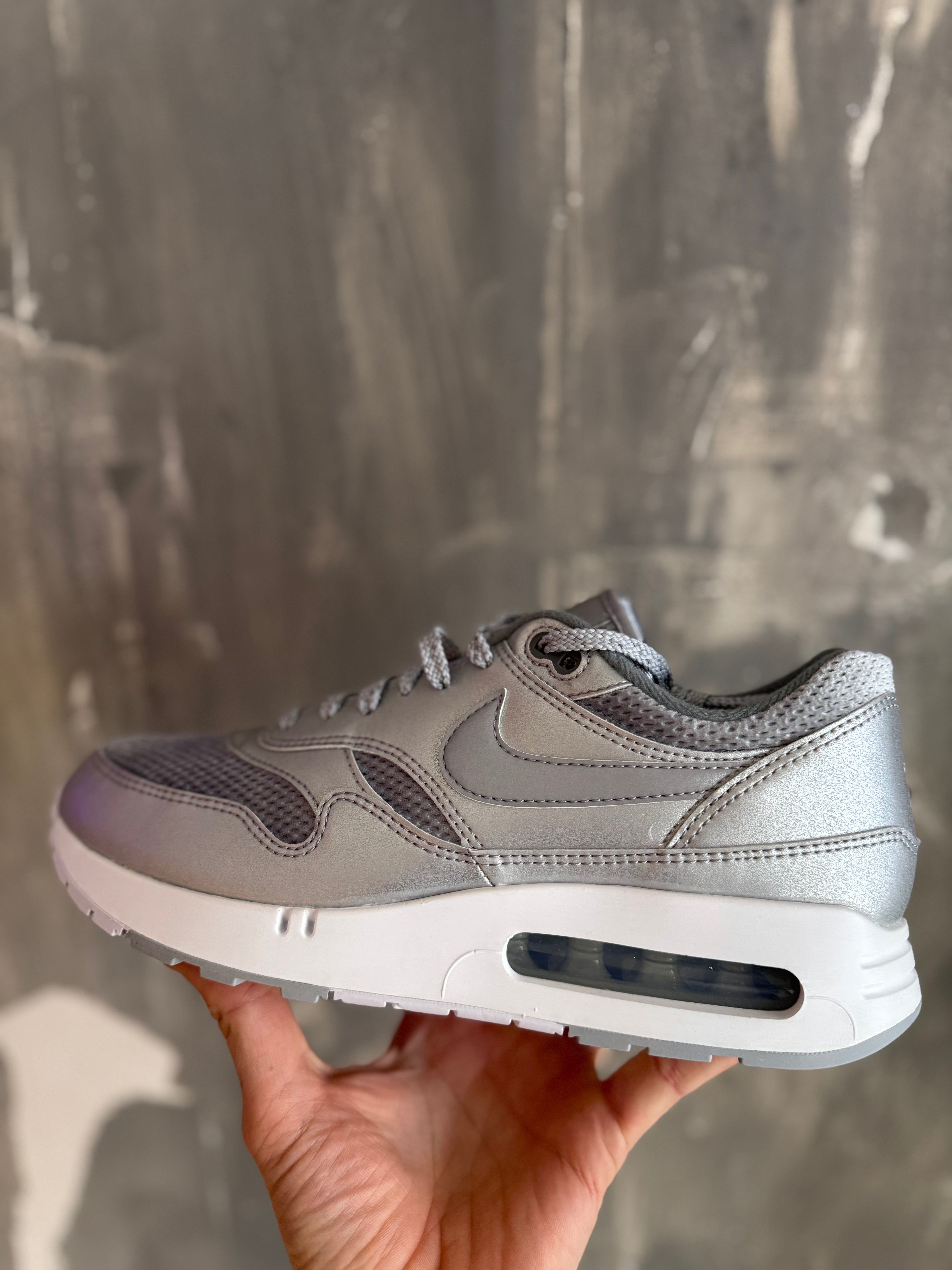 Nike Air Max 1 - '86 OG Metallic Silver maat 43