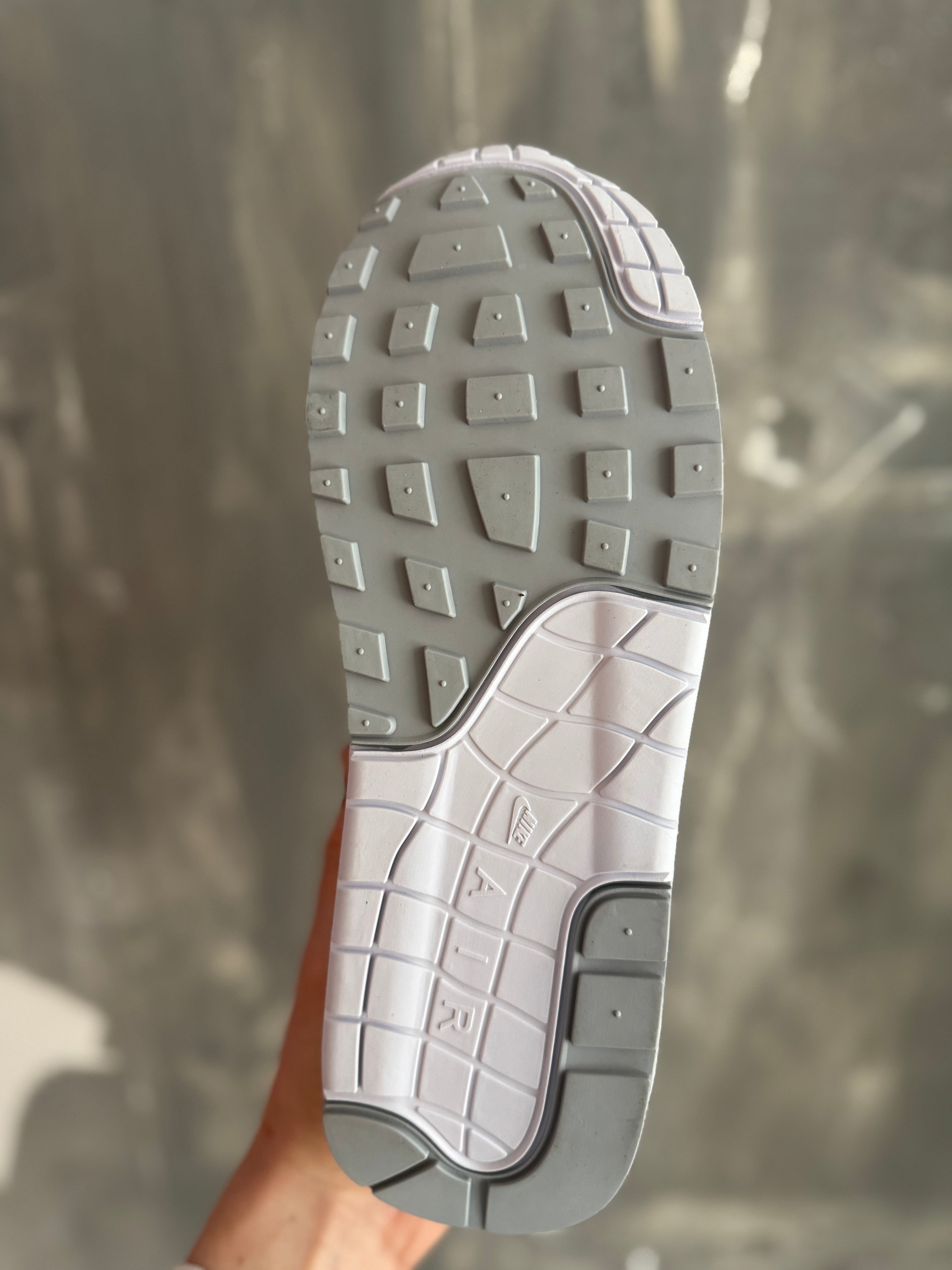 Nike Air Max 1 - '86 OG Metallic Silver maat 43