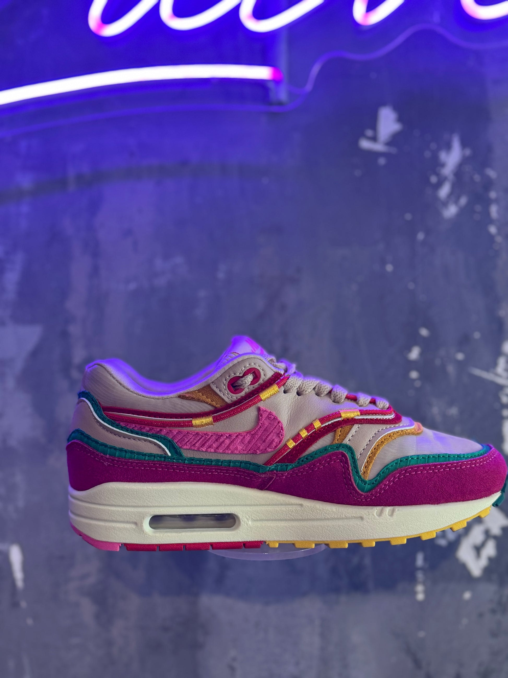 Air Max 1 La Familia gedragen