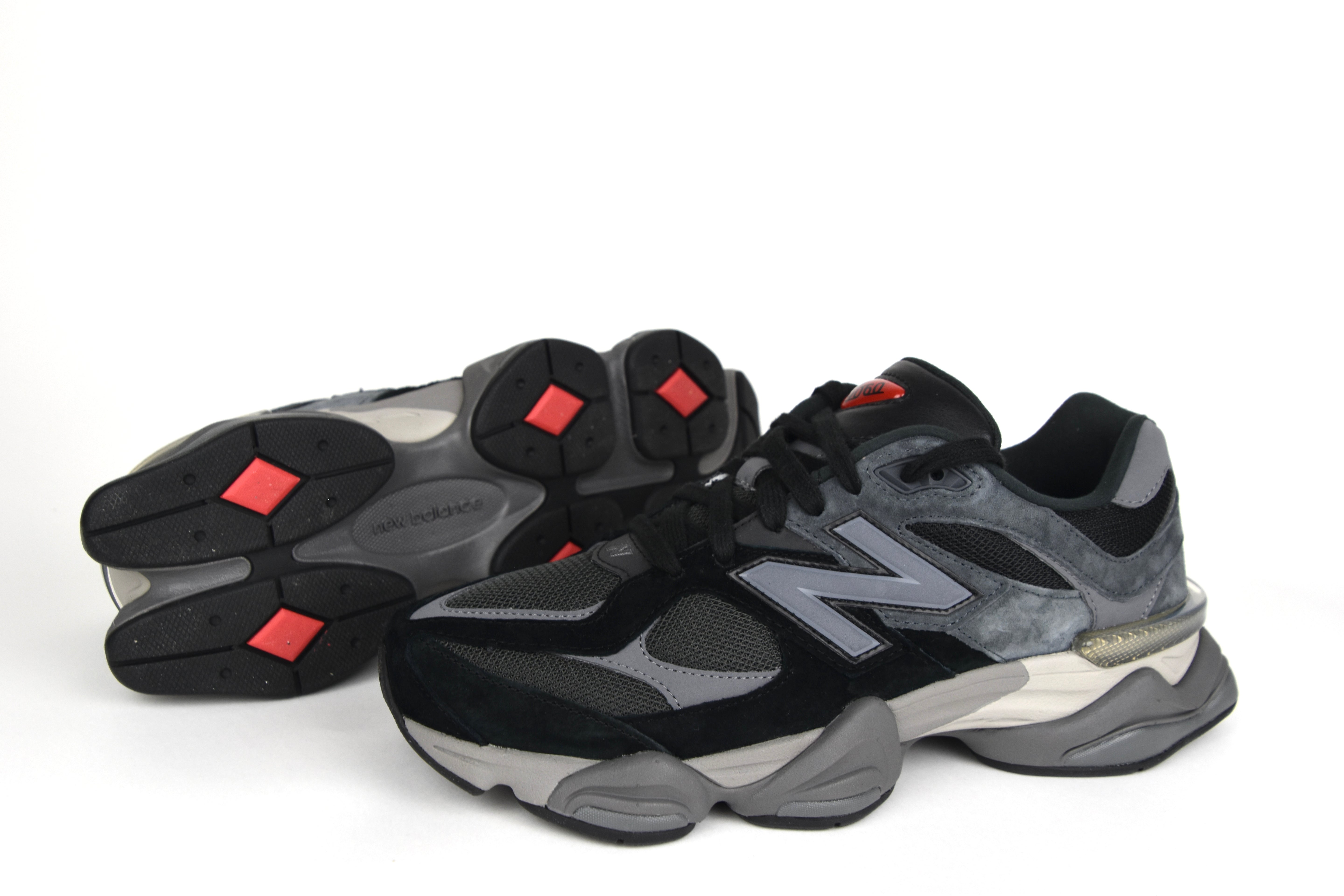 New Balance 9060 Black&Grey