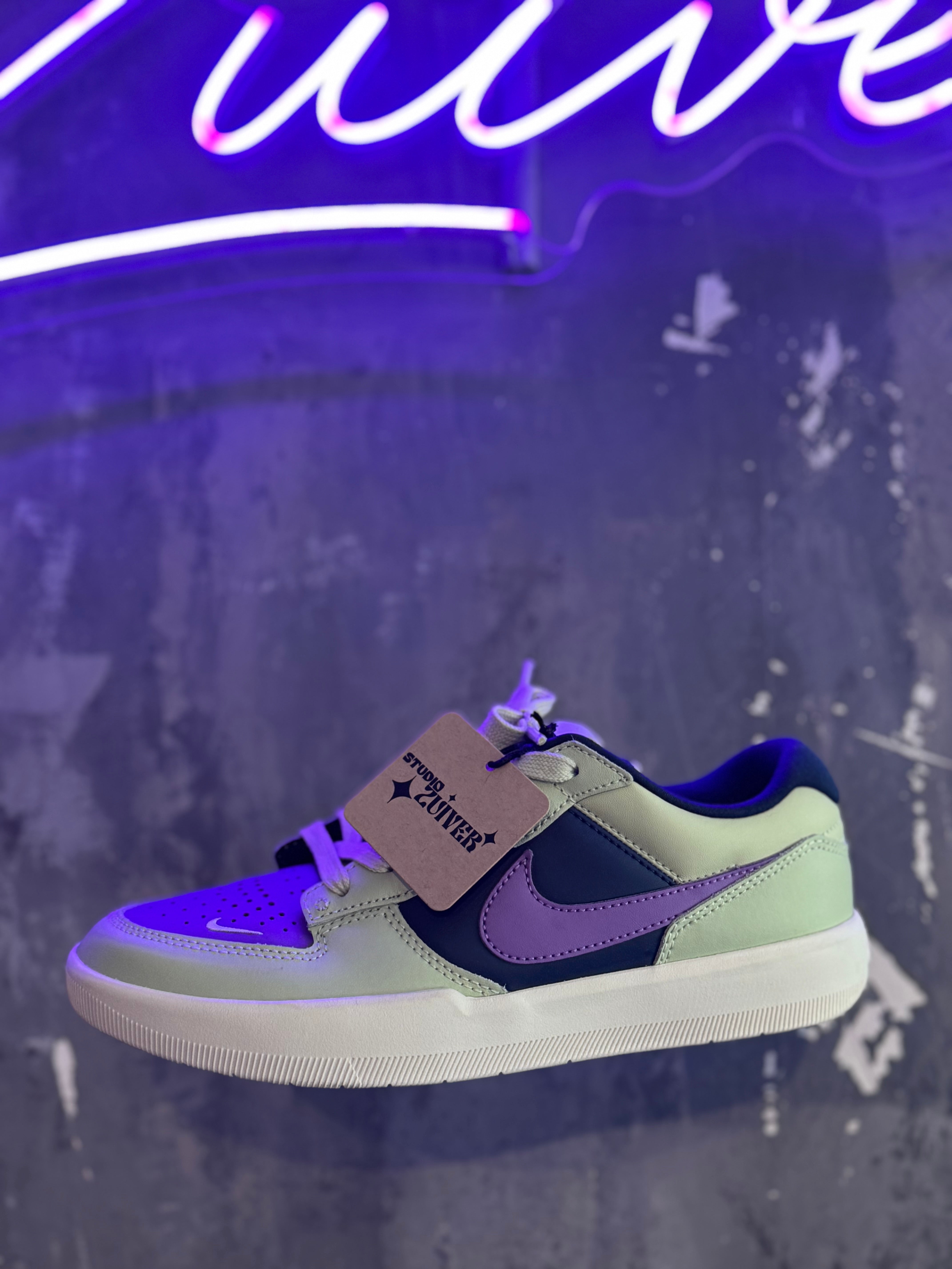 Nike SB green lila