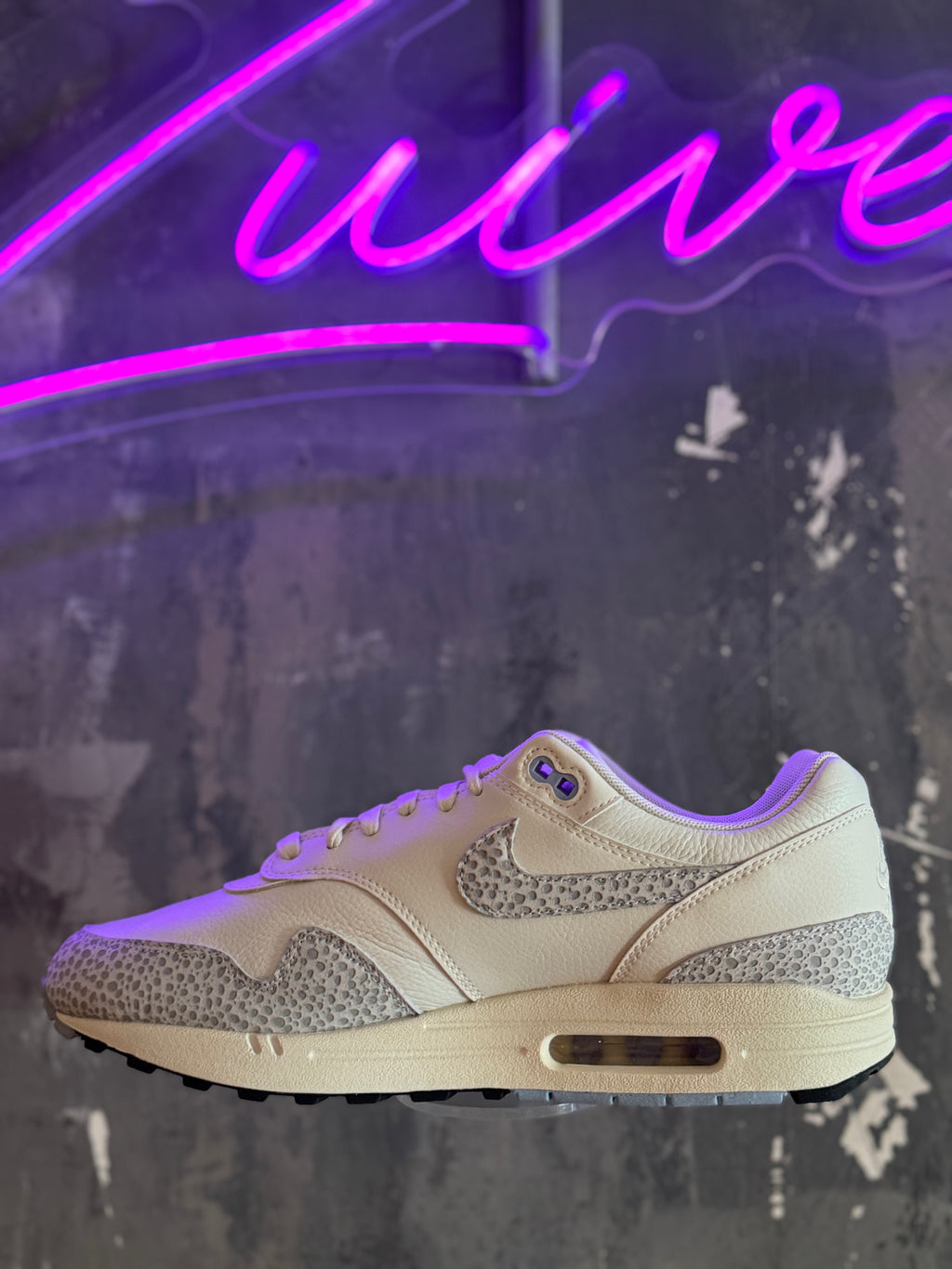 Nike Air Max 1 - White Safari