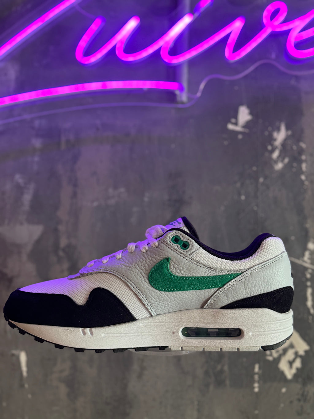 Nike Air Max 1 - Stadium Green maat 43