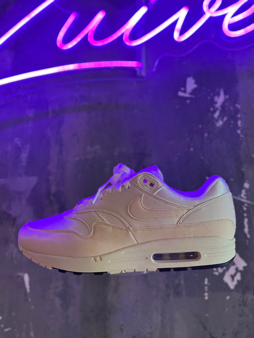 Nike Air Max 1 Guava ICE