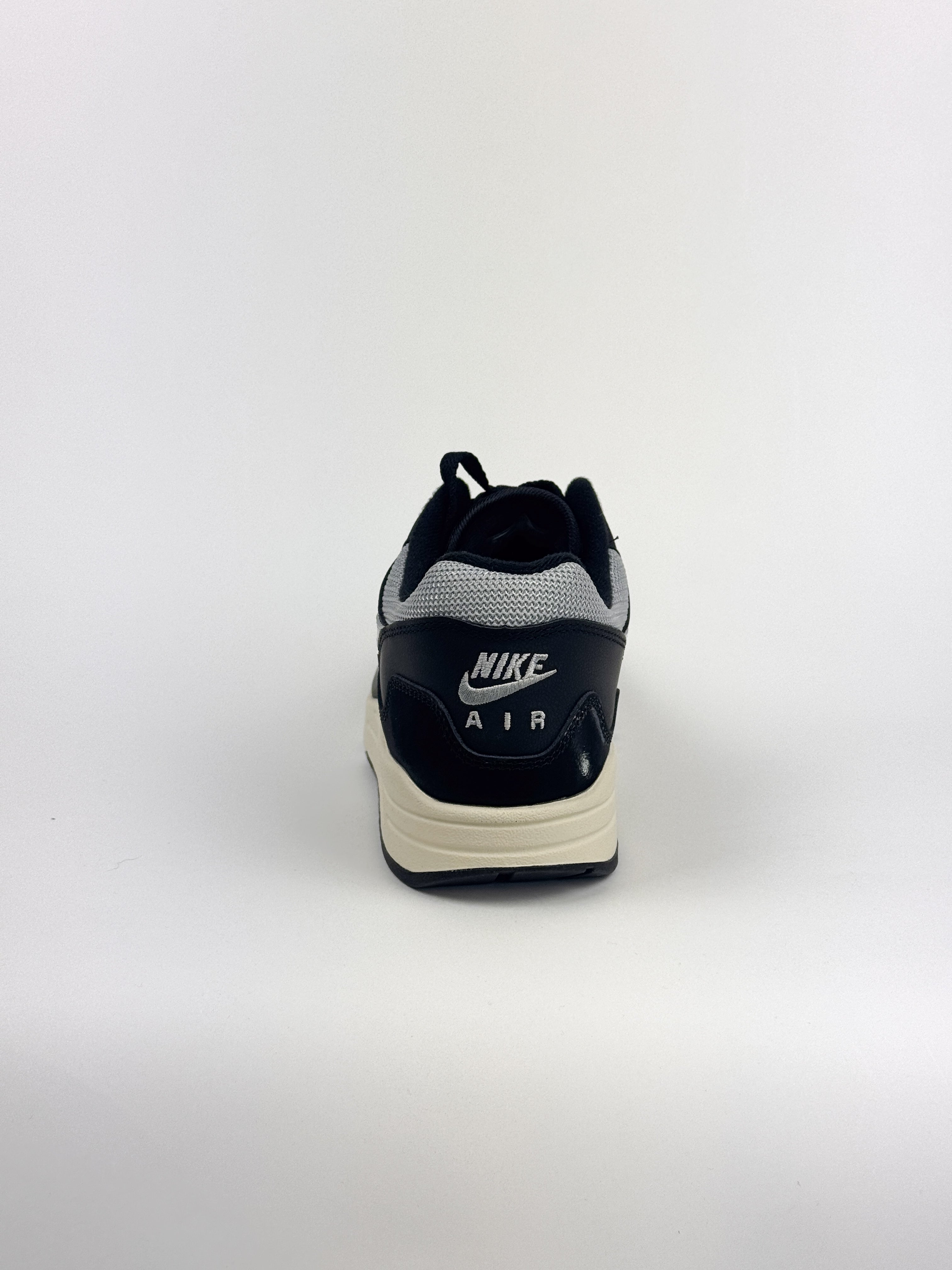 Nike Air Max 1 - Patta waves Black