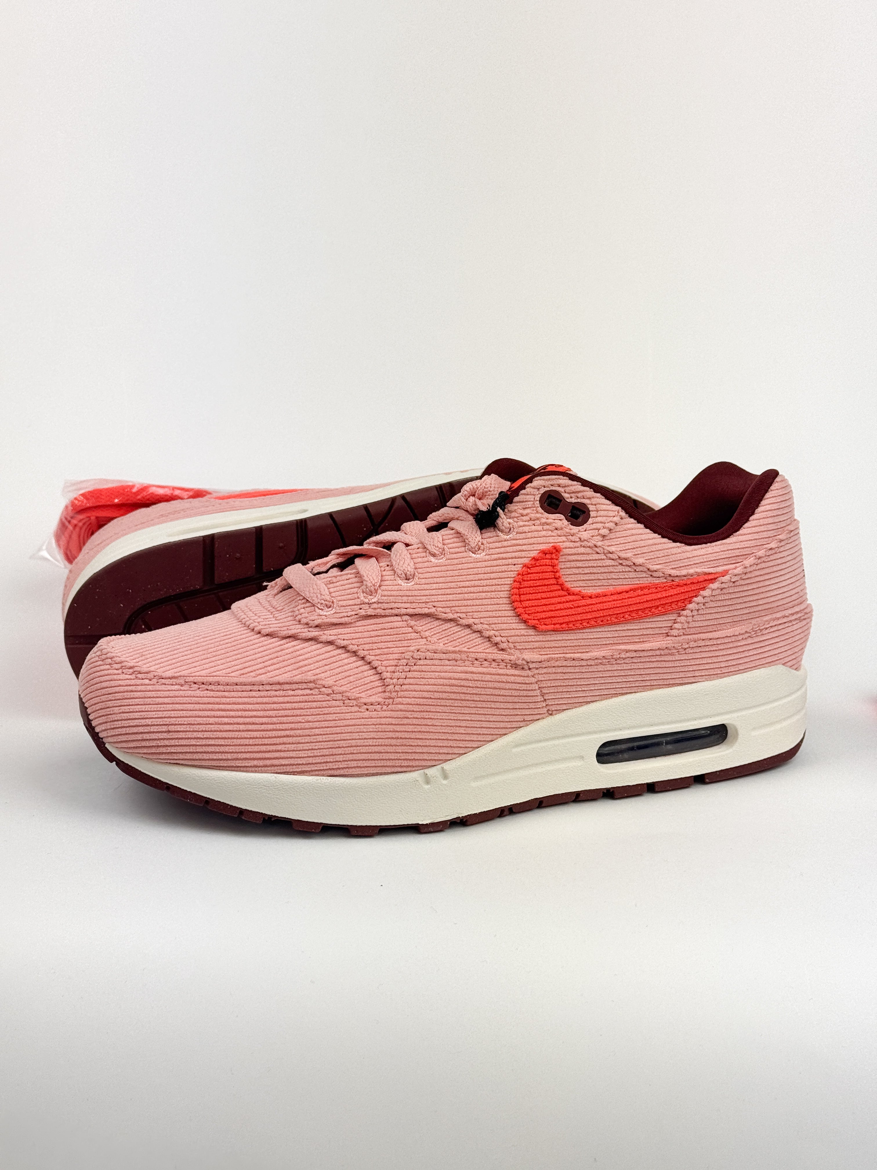 Nike Air Max 1 - Corduroy Coral