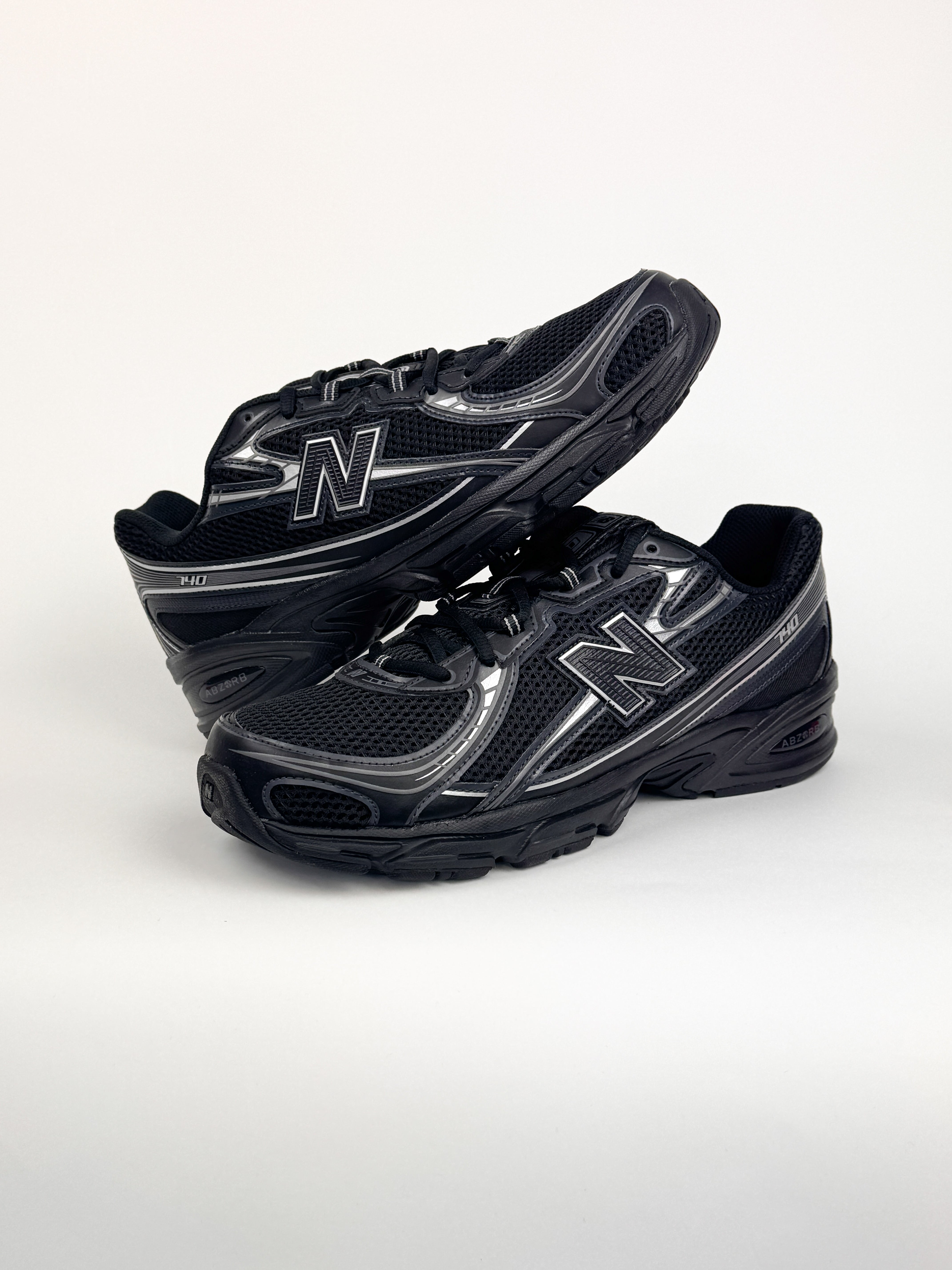 New Balance 740 - BGS