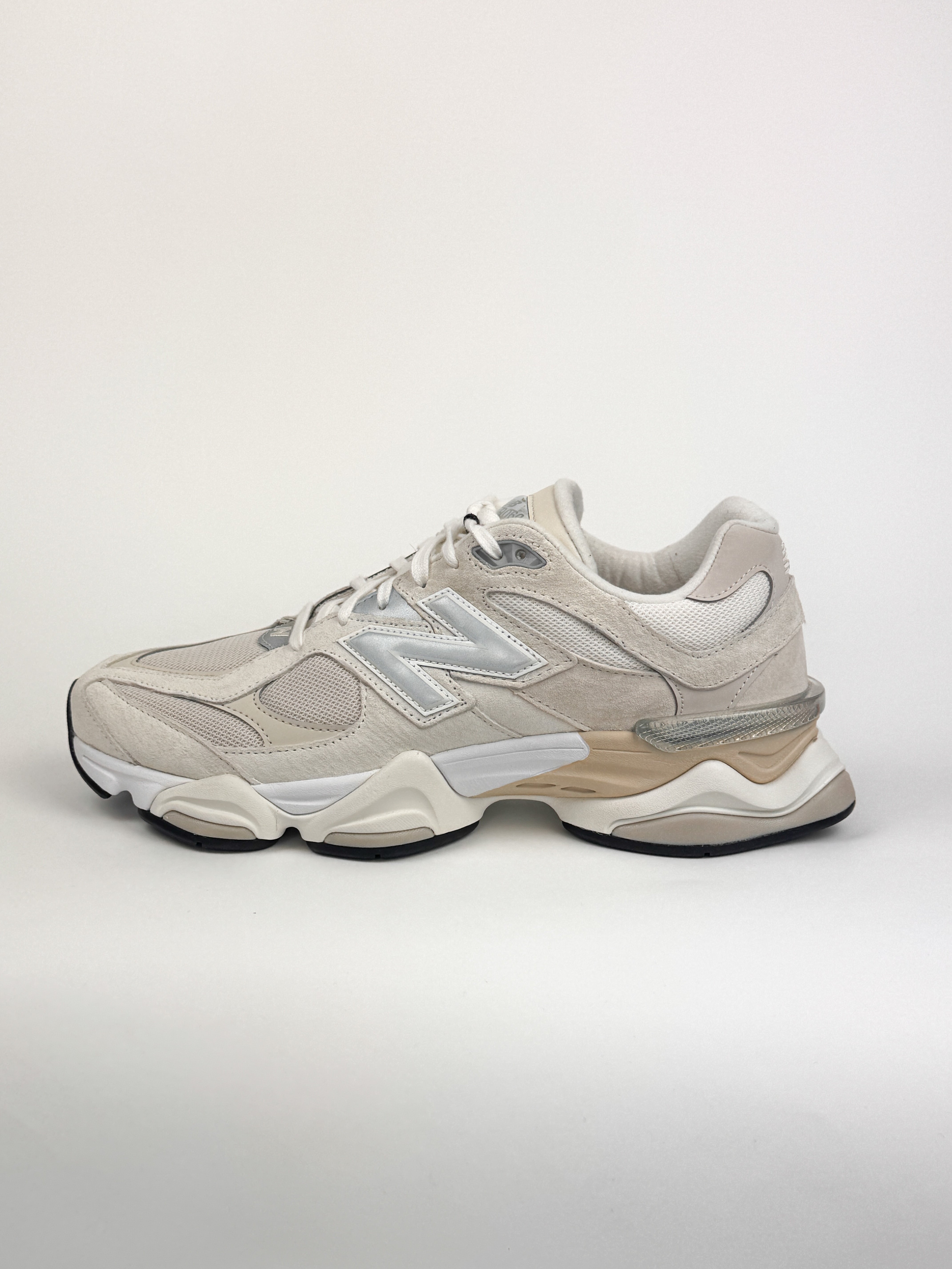 New Balance 9060 - Beige
