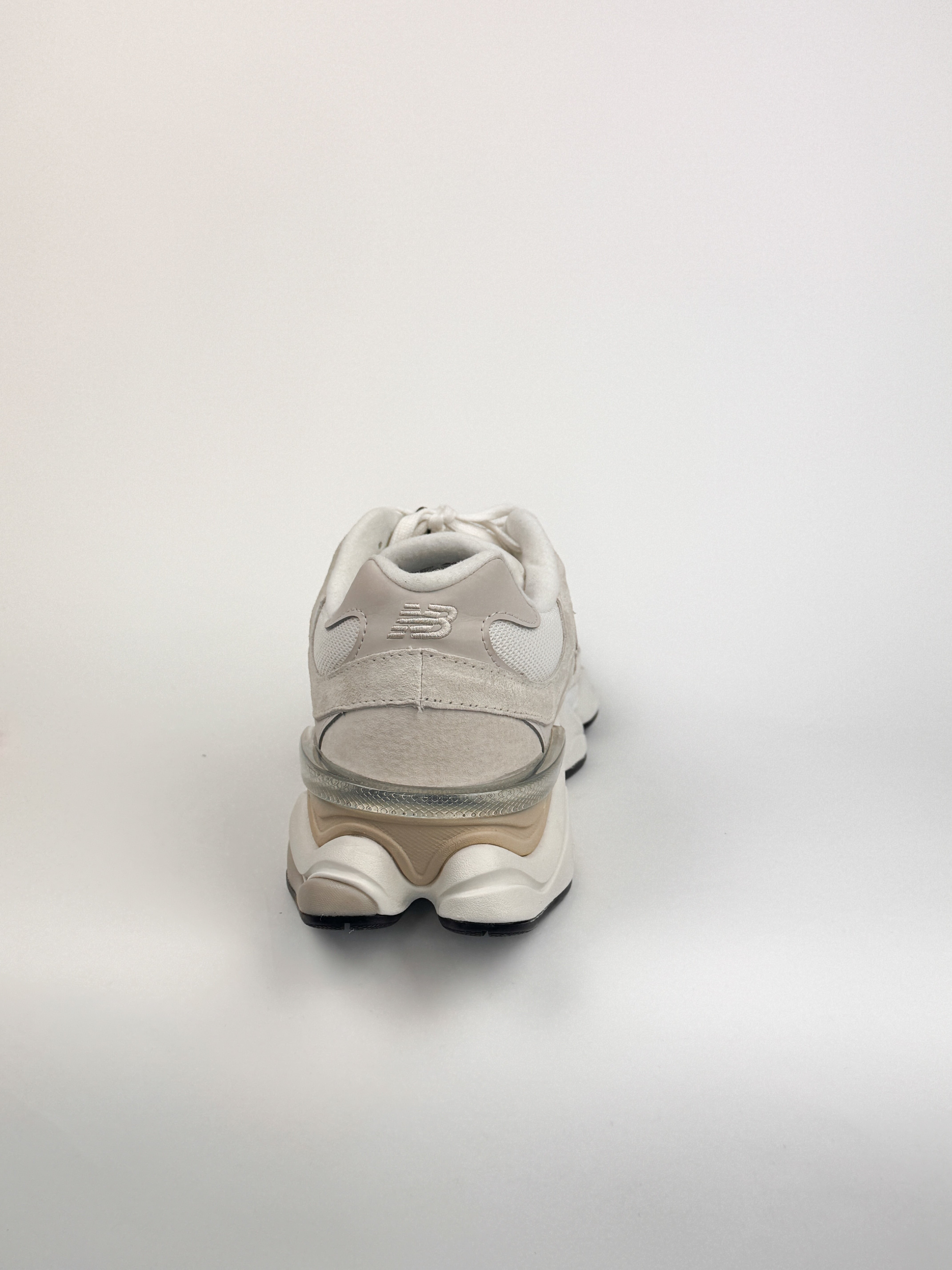 New Balance 9060 - Beige