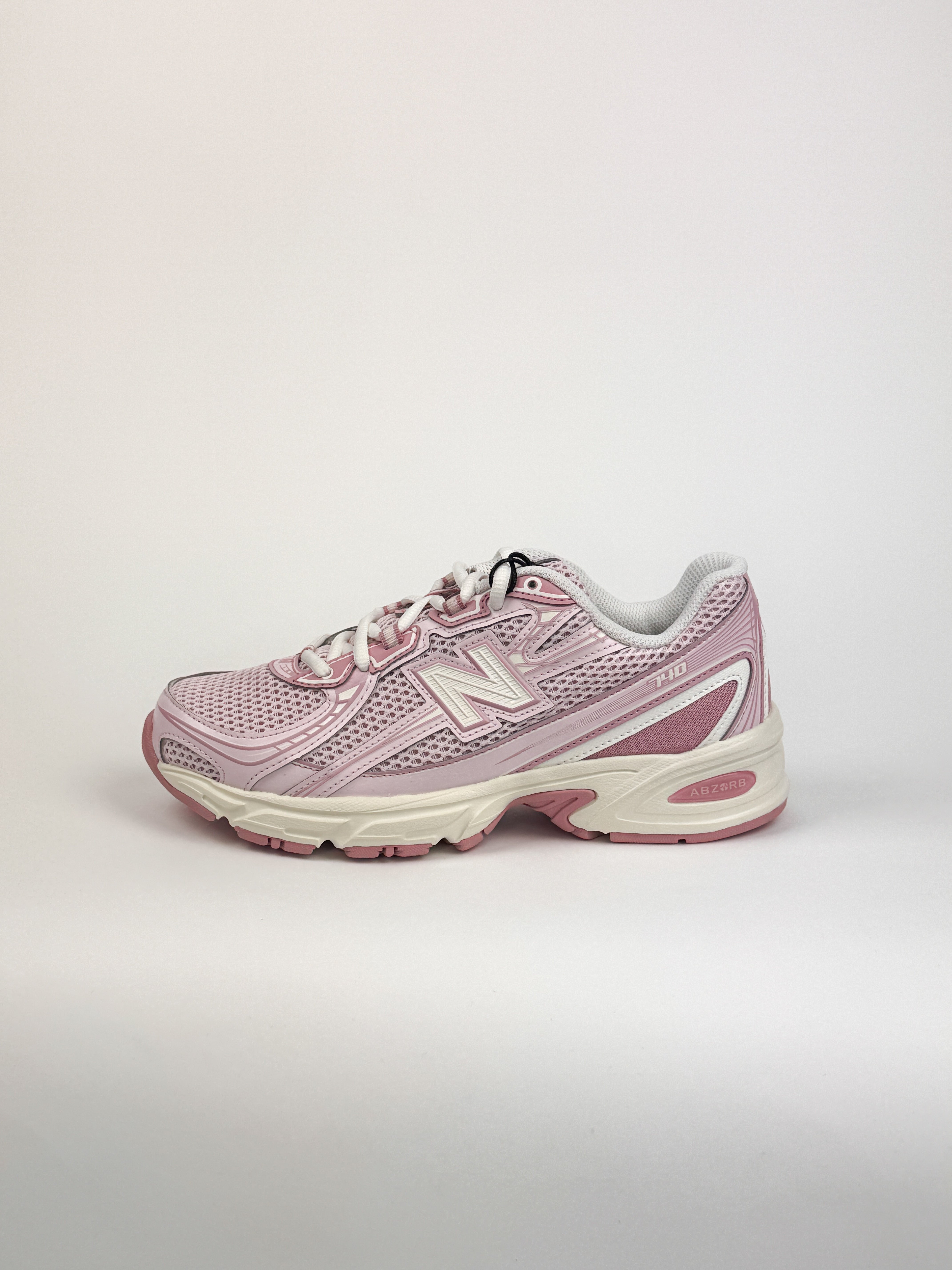 New Balance 740 - Pink Granite
