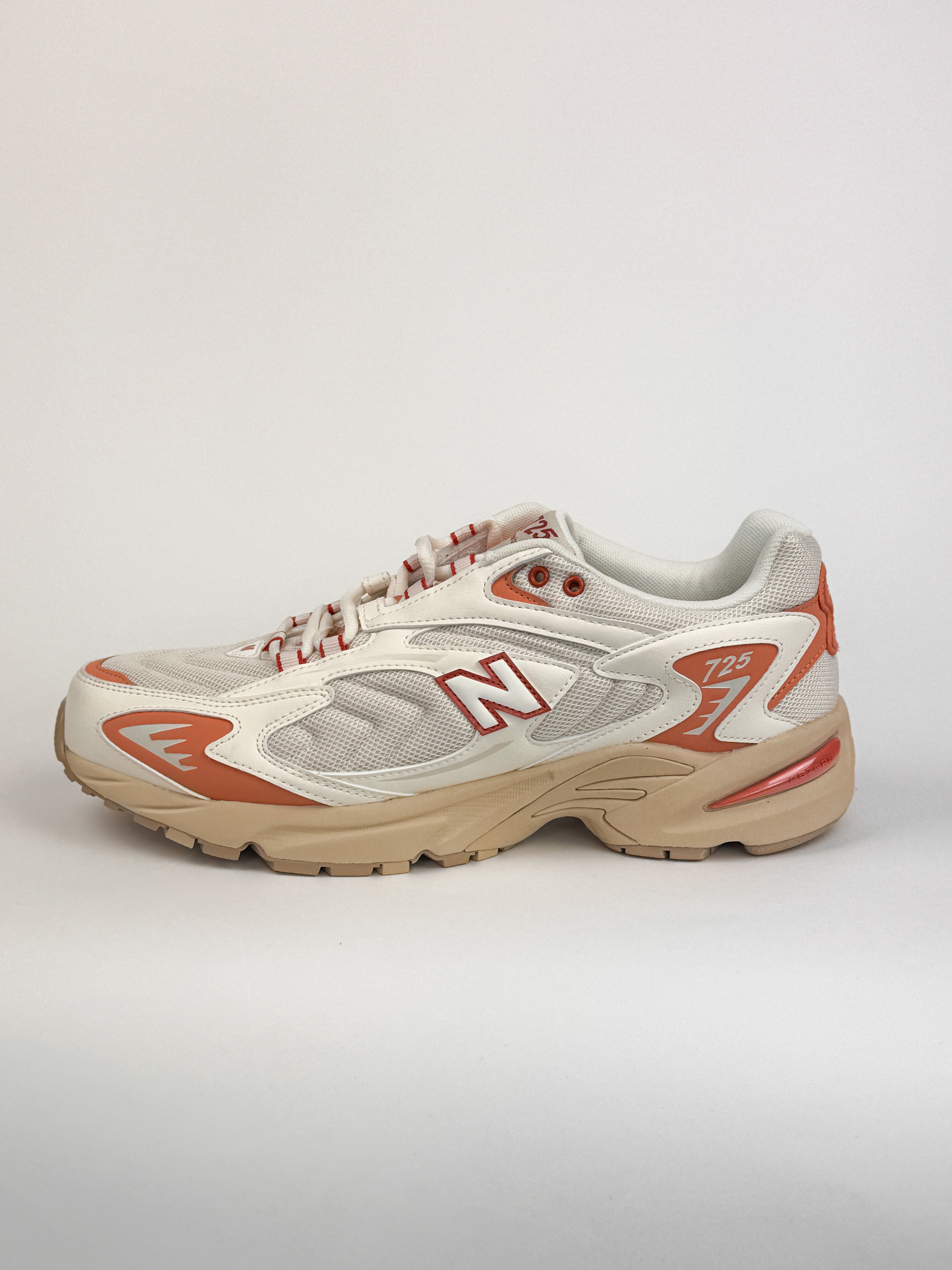 New Balance 725 - Orange/White