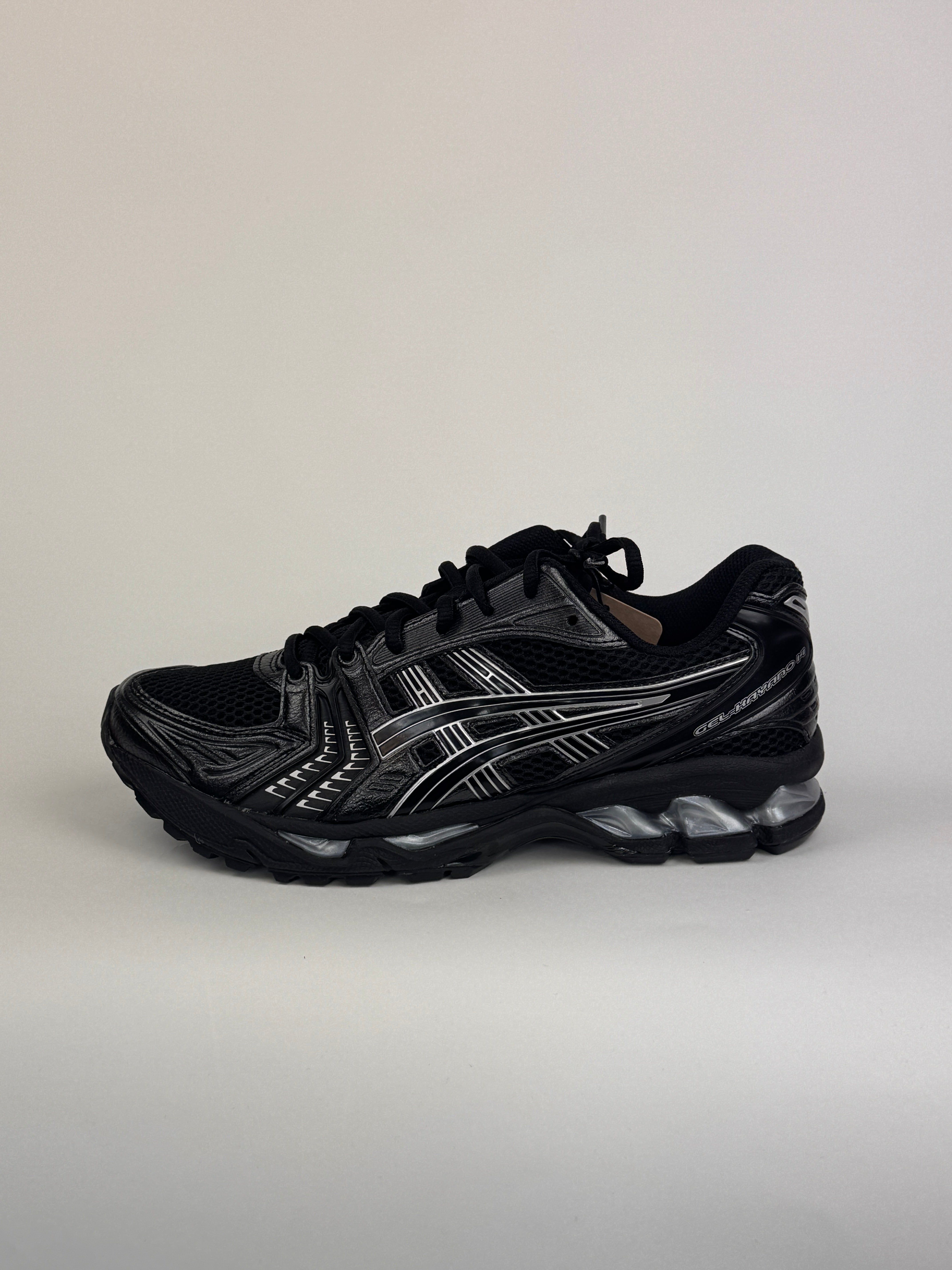 Asics Gel-Kayano - Black