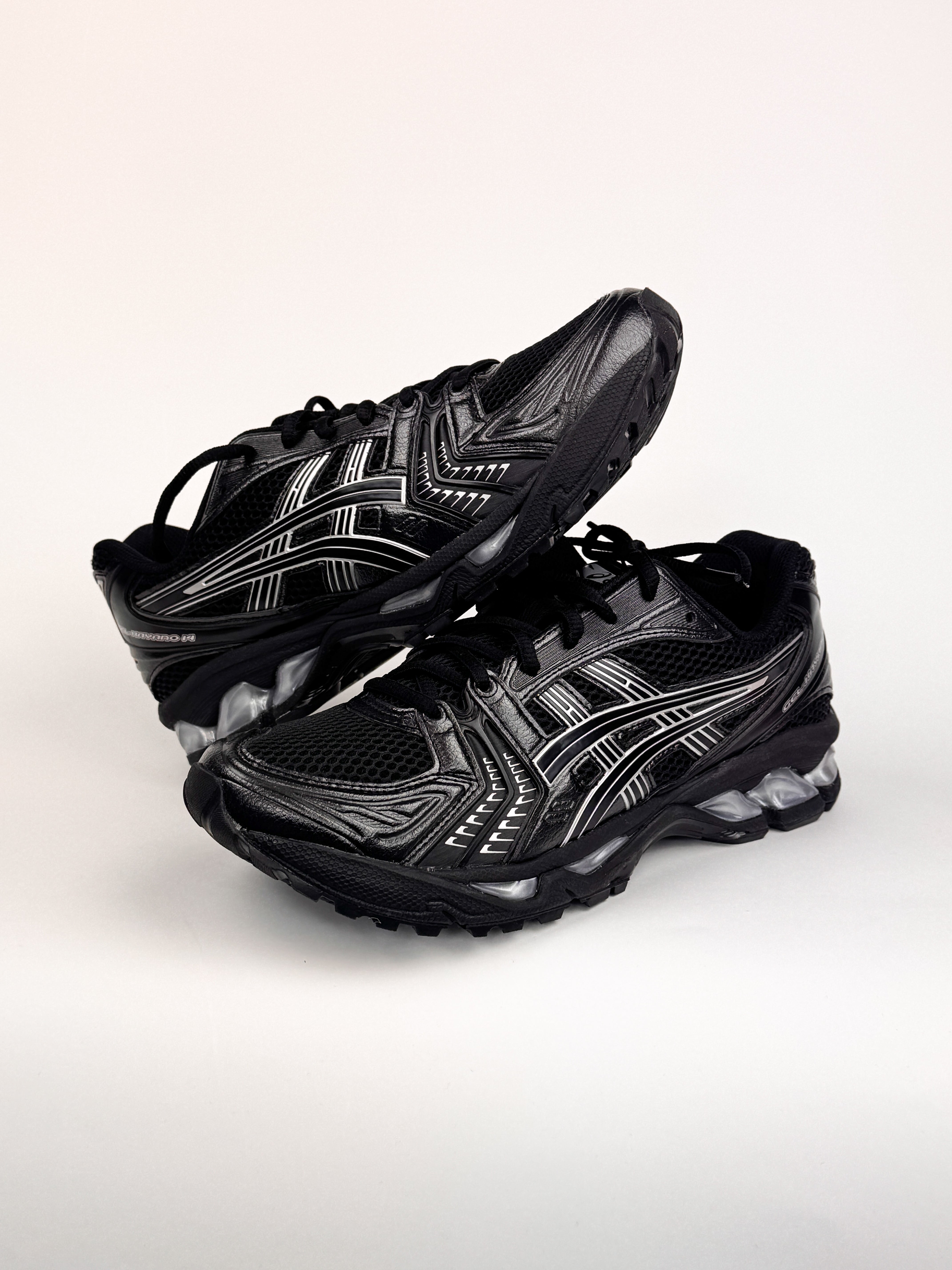 Asics Gel-Kayano - Black