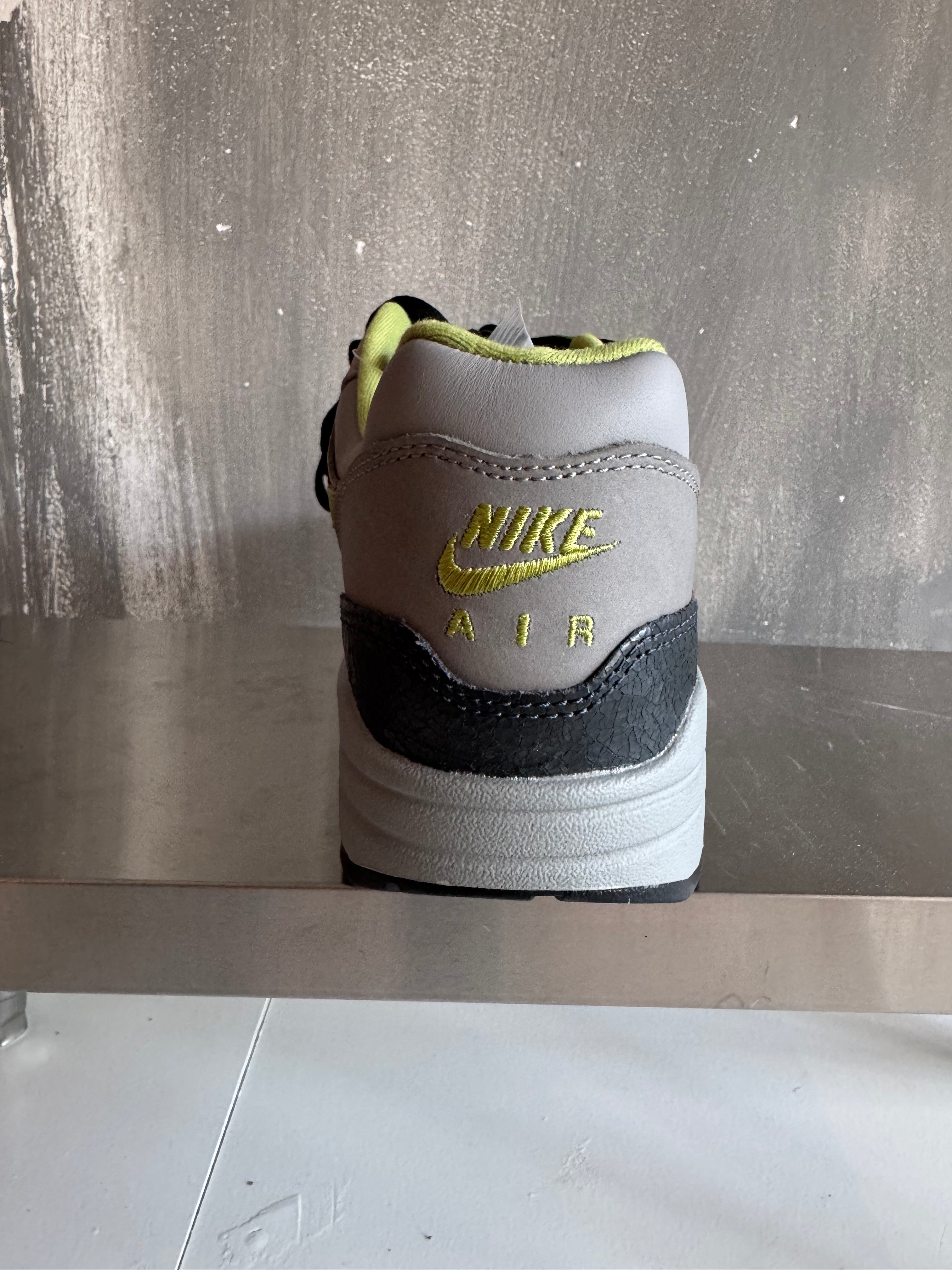 Nike Air Max 1 HUF SP maat 44 en 41