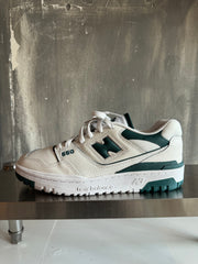 De New Balance 550 WIT/GROEN 