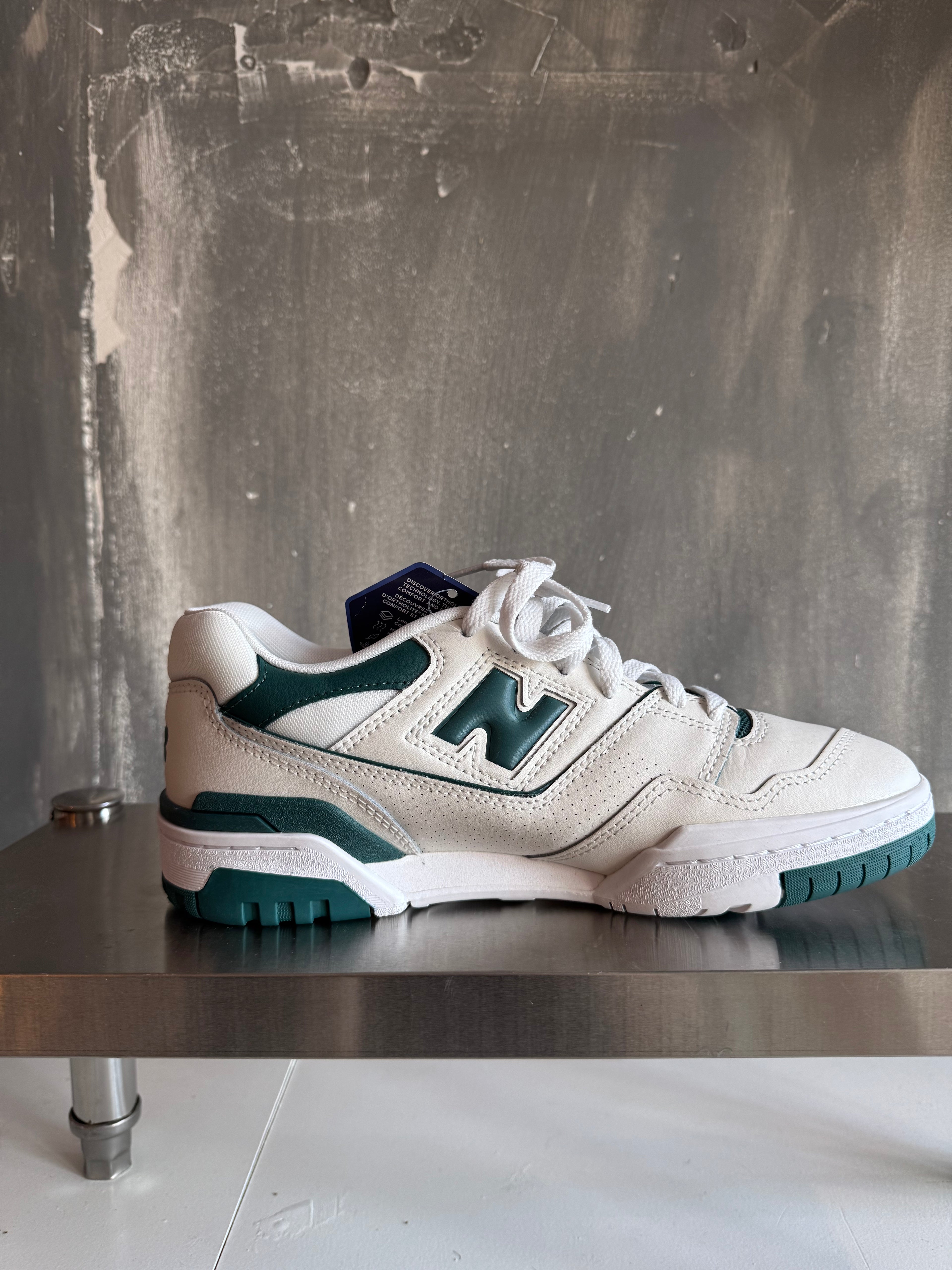 De New Balance 550 WIT/GROEN maat 40,5
