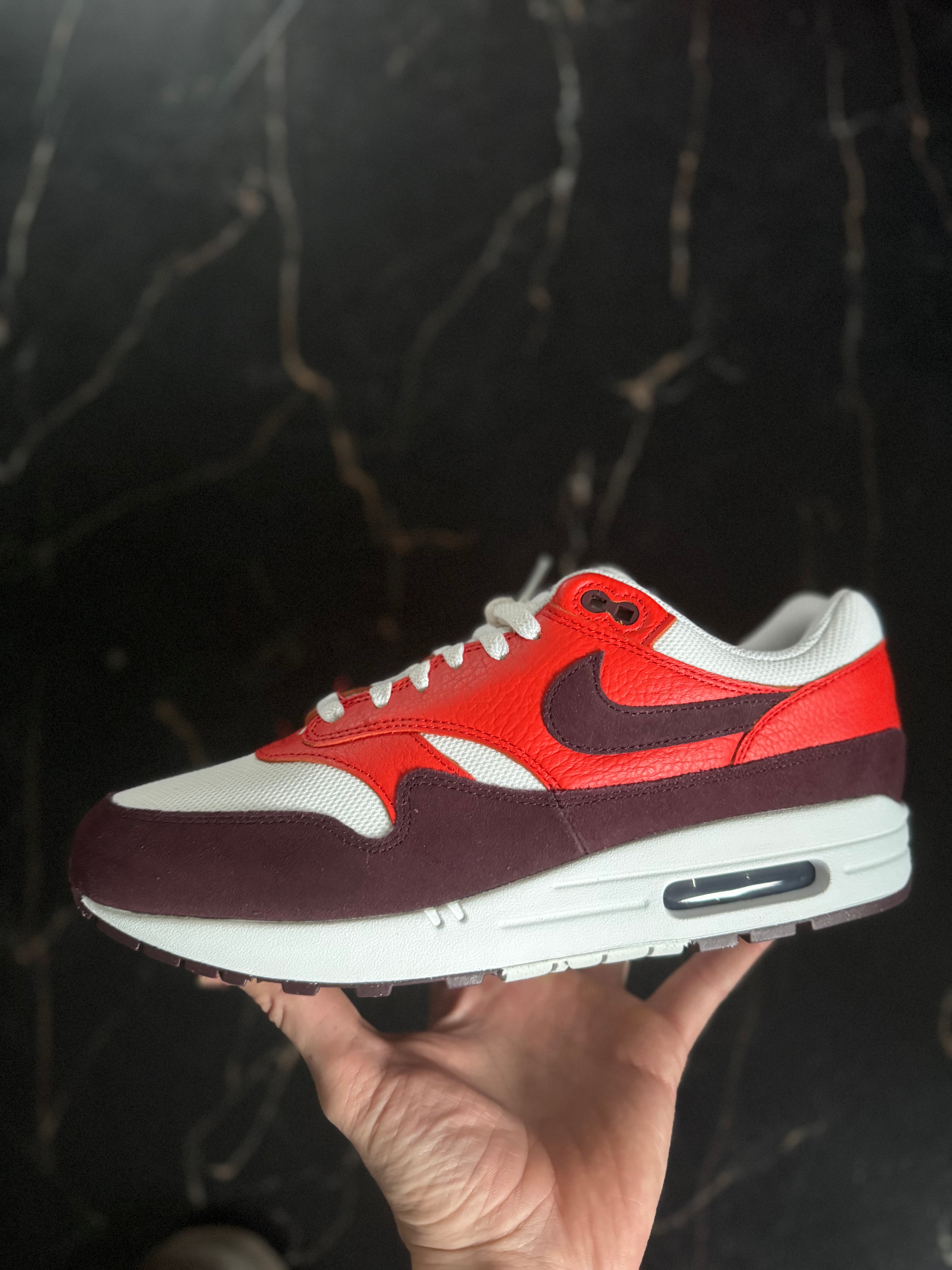 Nike Air Max 1 - Burgundy Crush