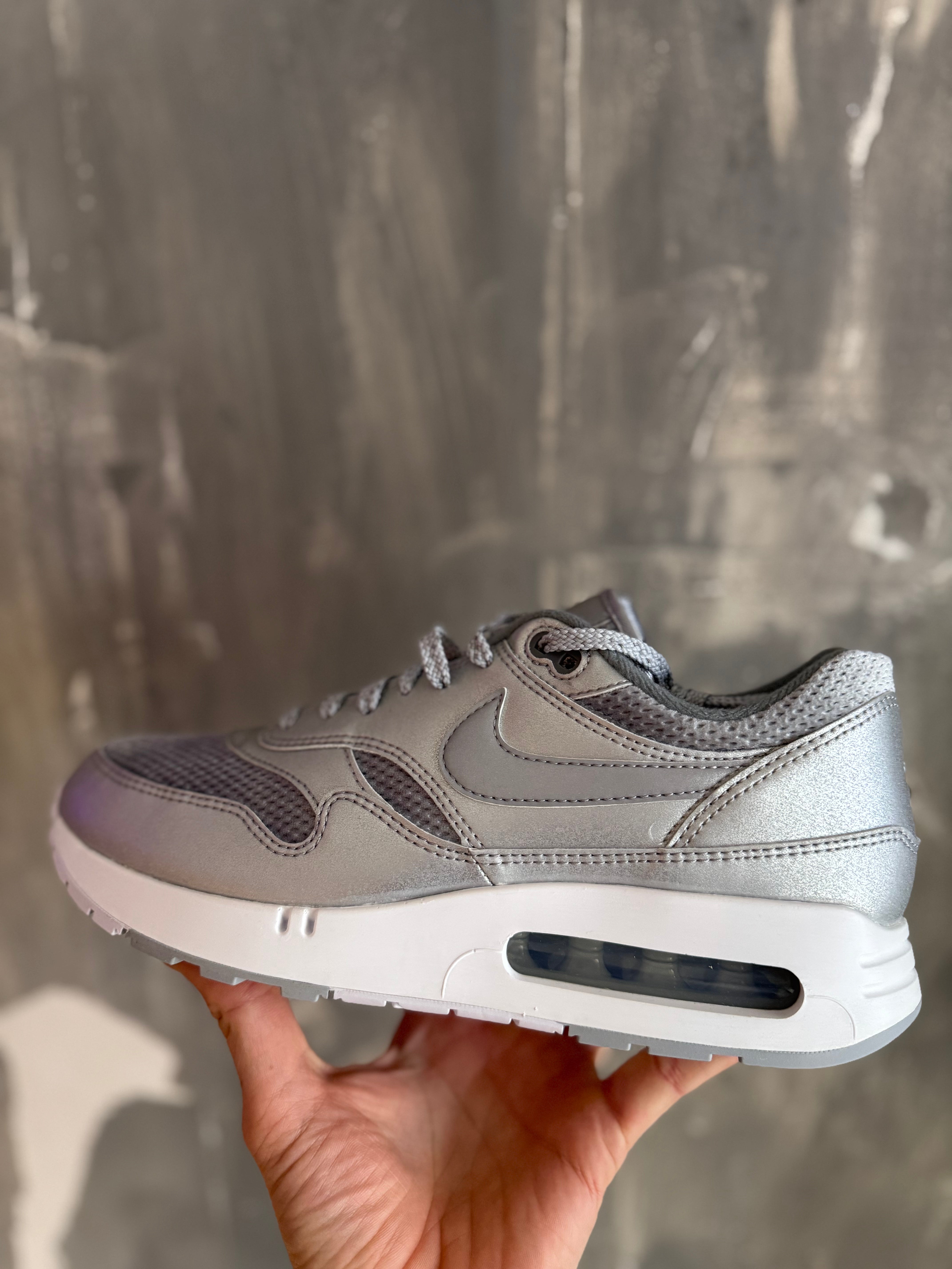 Nike Air Max 1 - '86 OG Metallic Silver maat 43