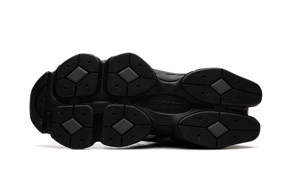 New Balance 9060 Off White Black