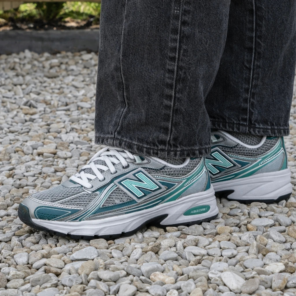 New Balance 740v2 Silver Metallic New Spruce