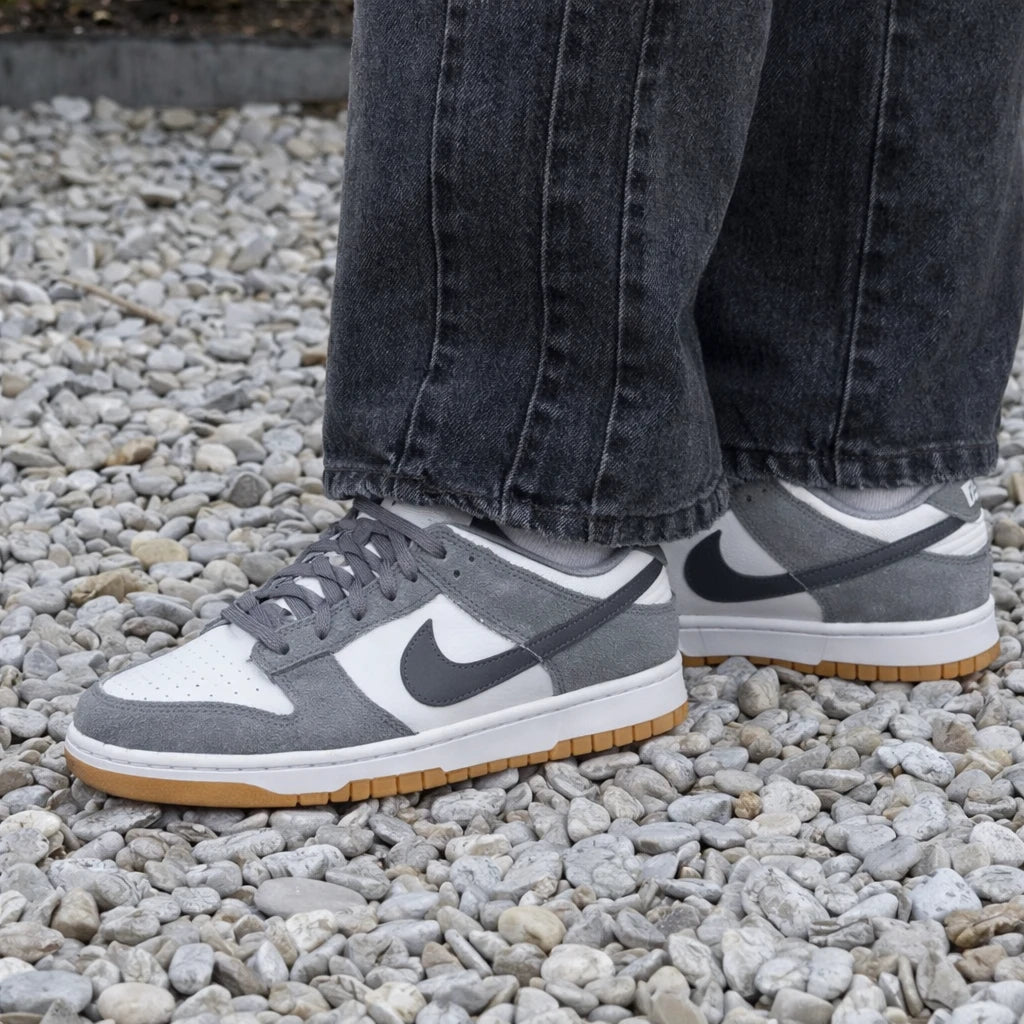 Nike Dunk Low Smoke Grey Gum 3M Swoosh